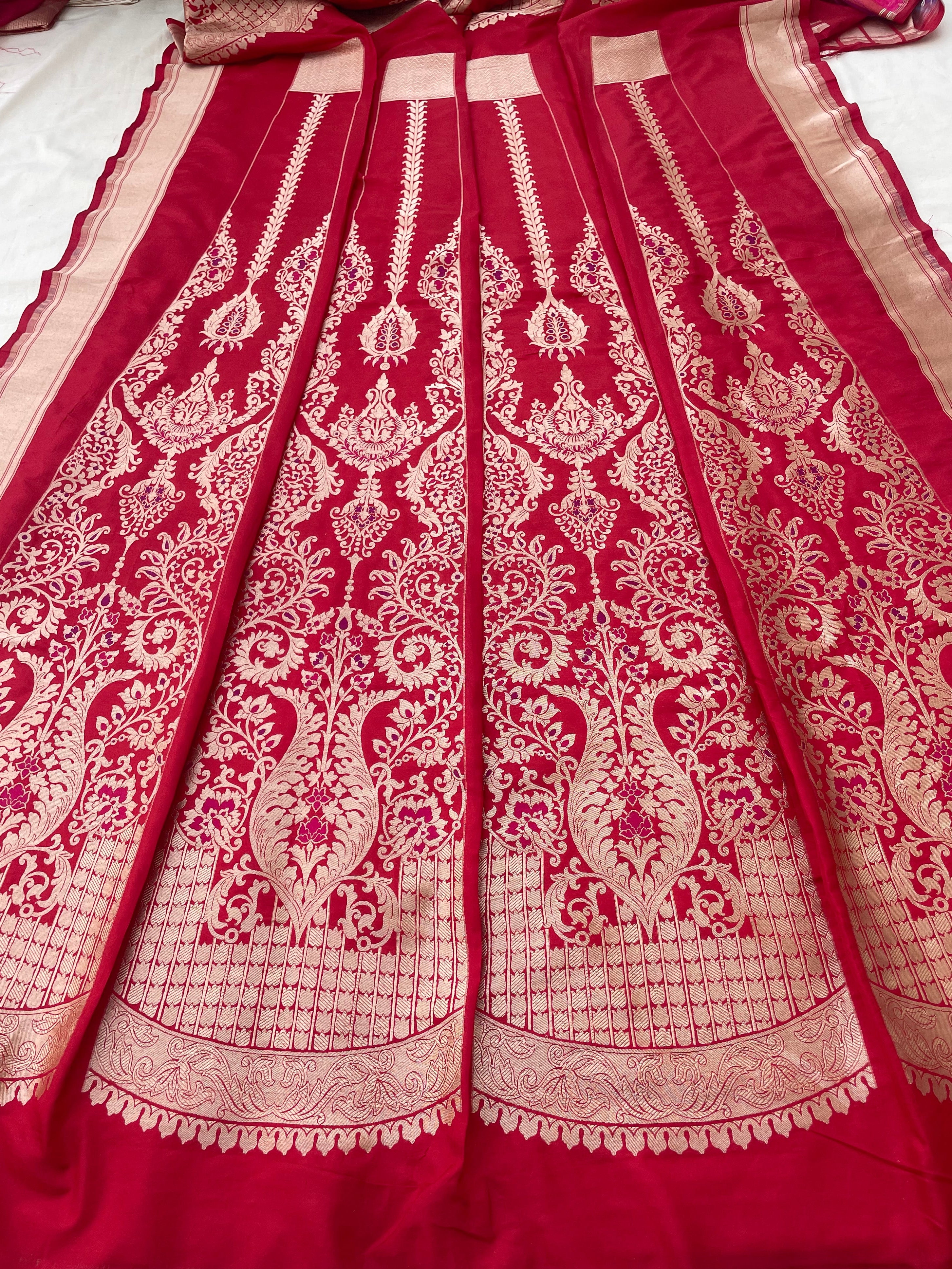 Sahiba Red Handwoven Pure silk With Meenakari Banarasi Lehenga
