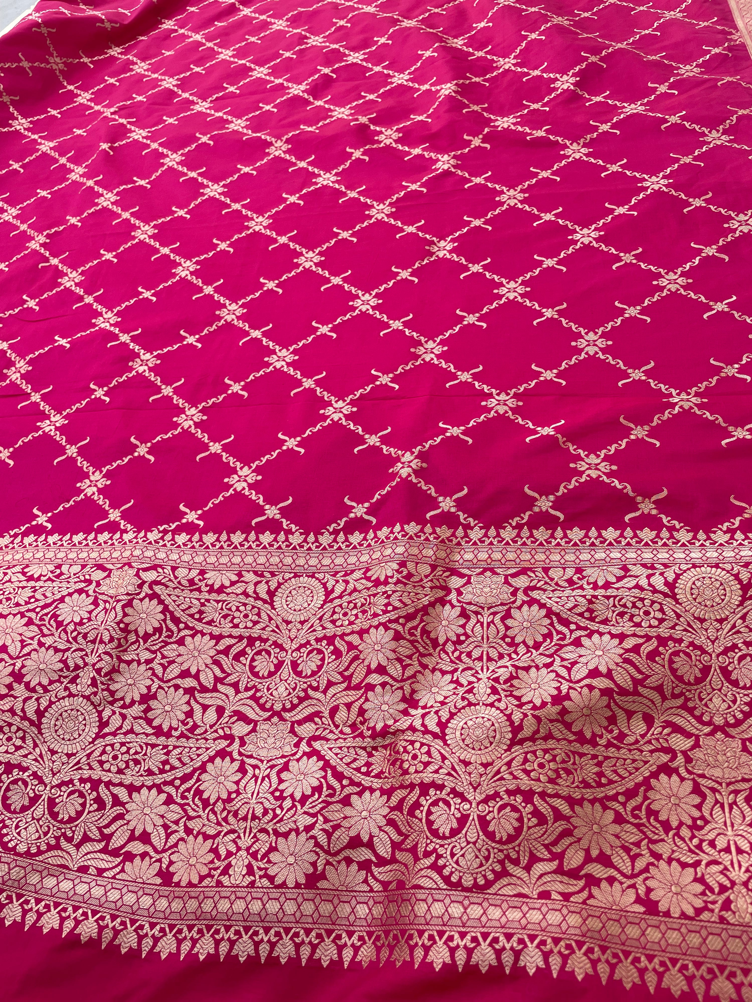 Gulnaar Pink Handwoven Pure silk With Meenakari Banarasi Lehenga