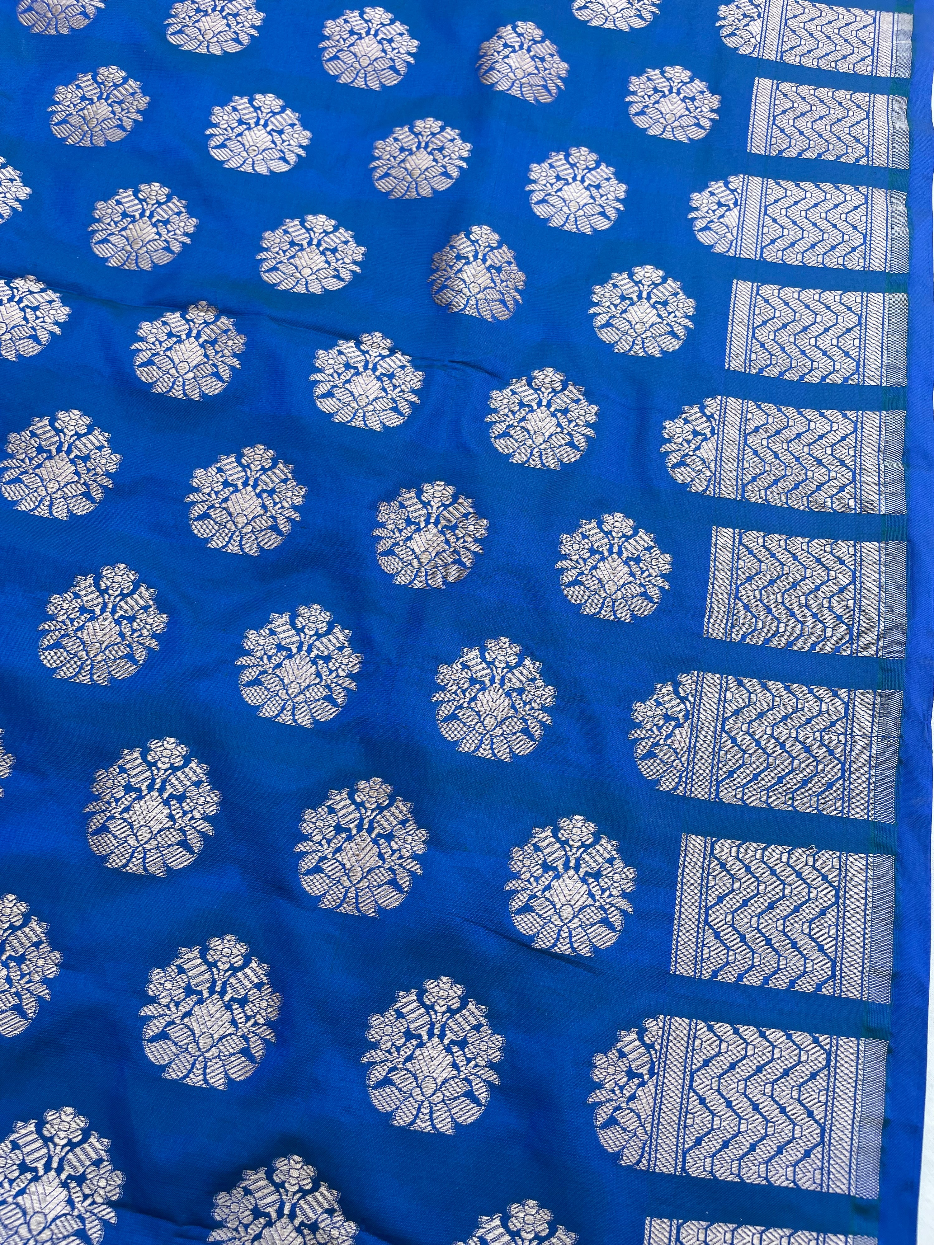 Gul Buti Blue Handwoven Pure Kataan silk Banarasi Lehenga