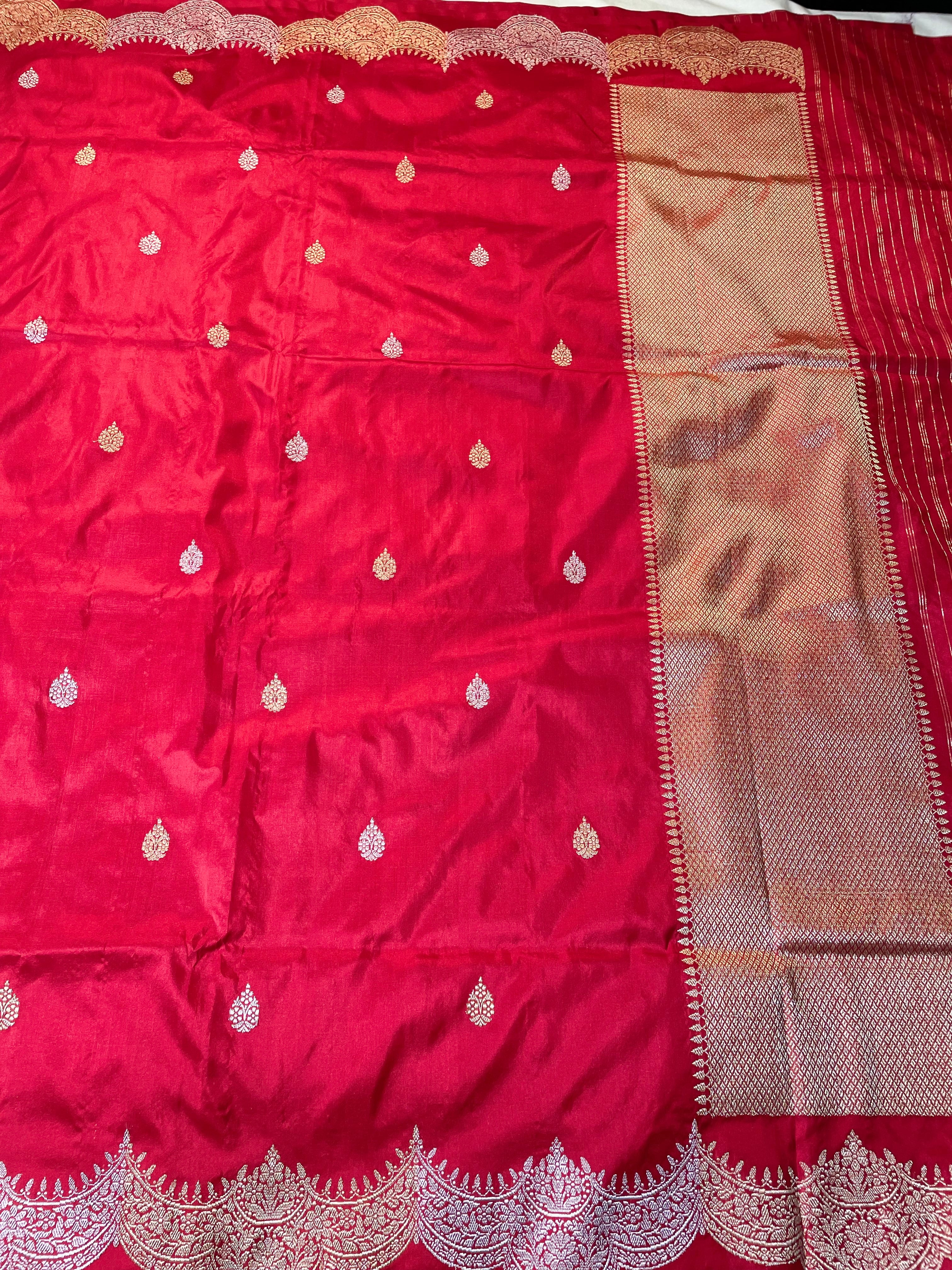 Red Handloom Kataan Silk Kadhua Buti Banarasi Saree
