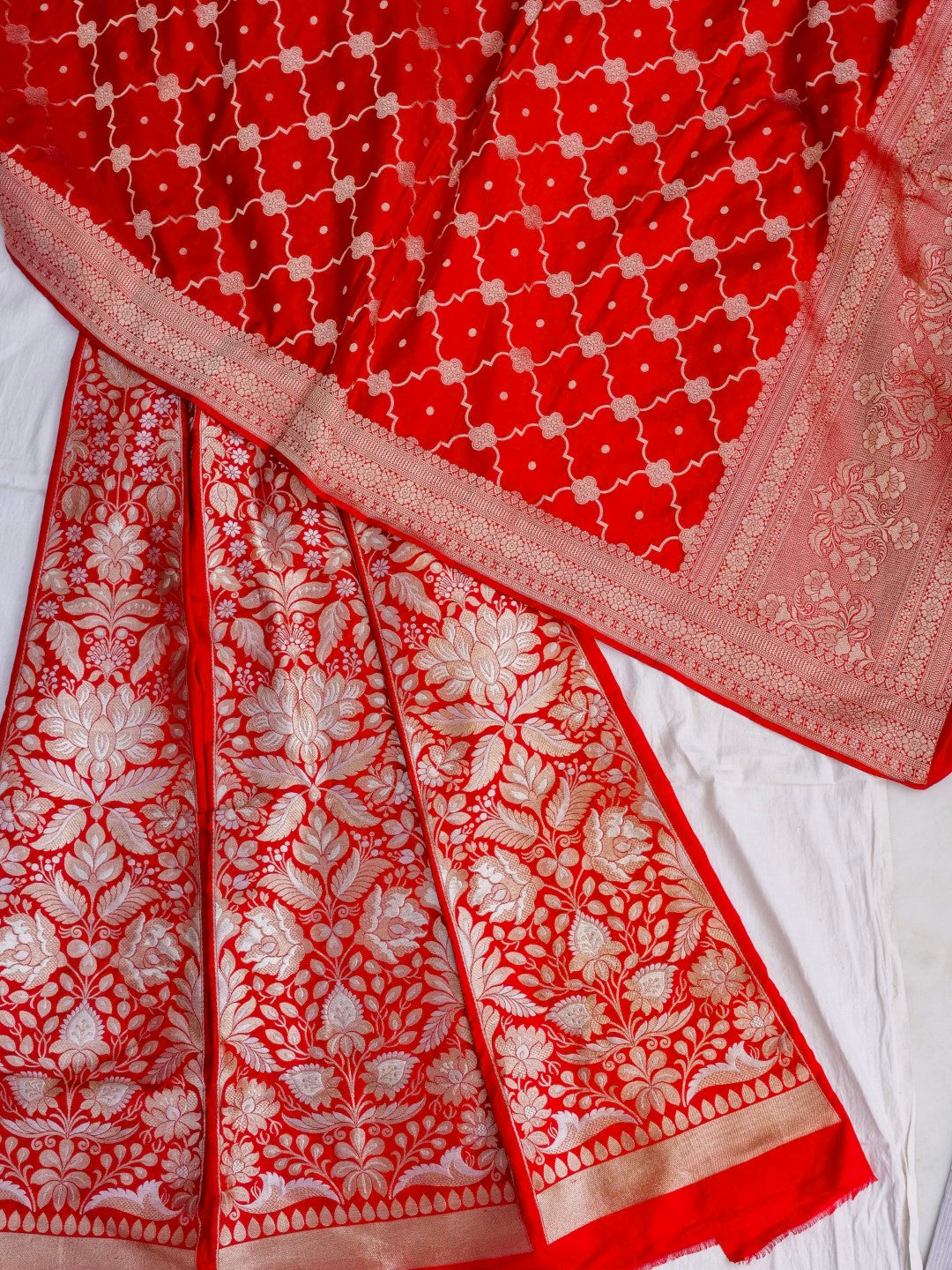 Charu Red Handwoven Pure Silk Banarasi Lehenga