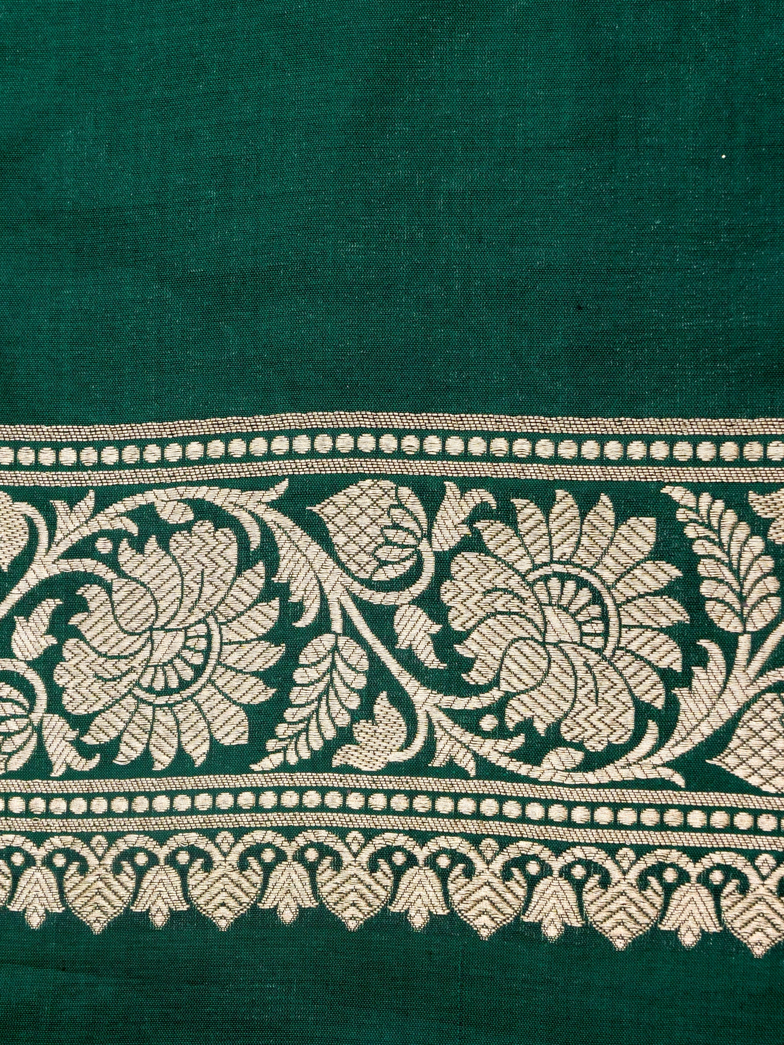 Green Handwoven Kataan Silk Jangla Banarasi Saree