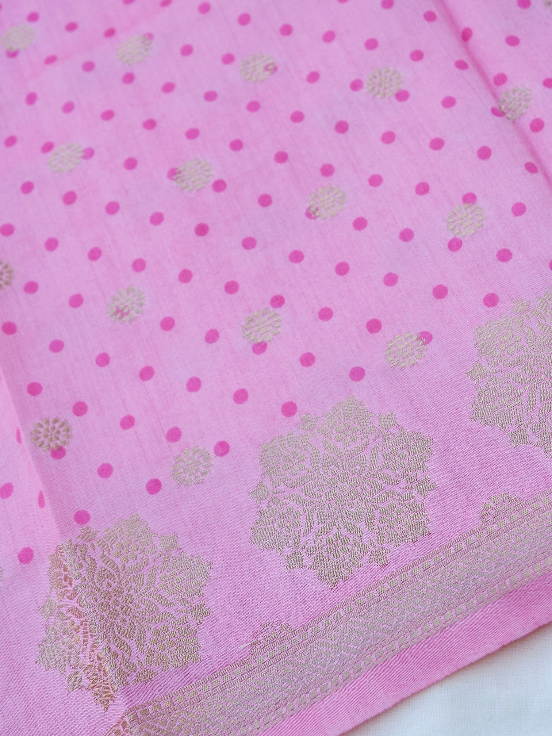 Pink Chiniya Silk Printed Unstitched Banarasi Suit Set