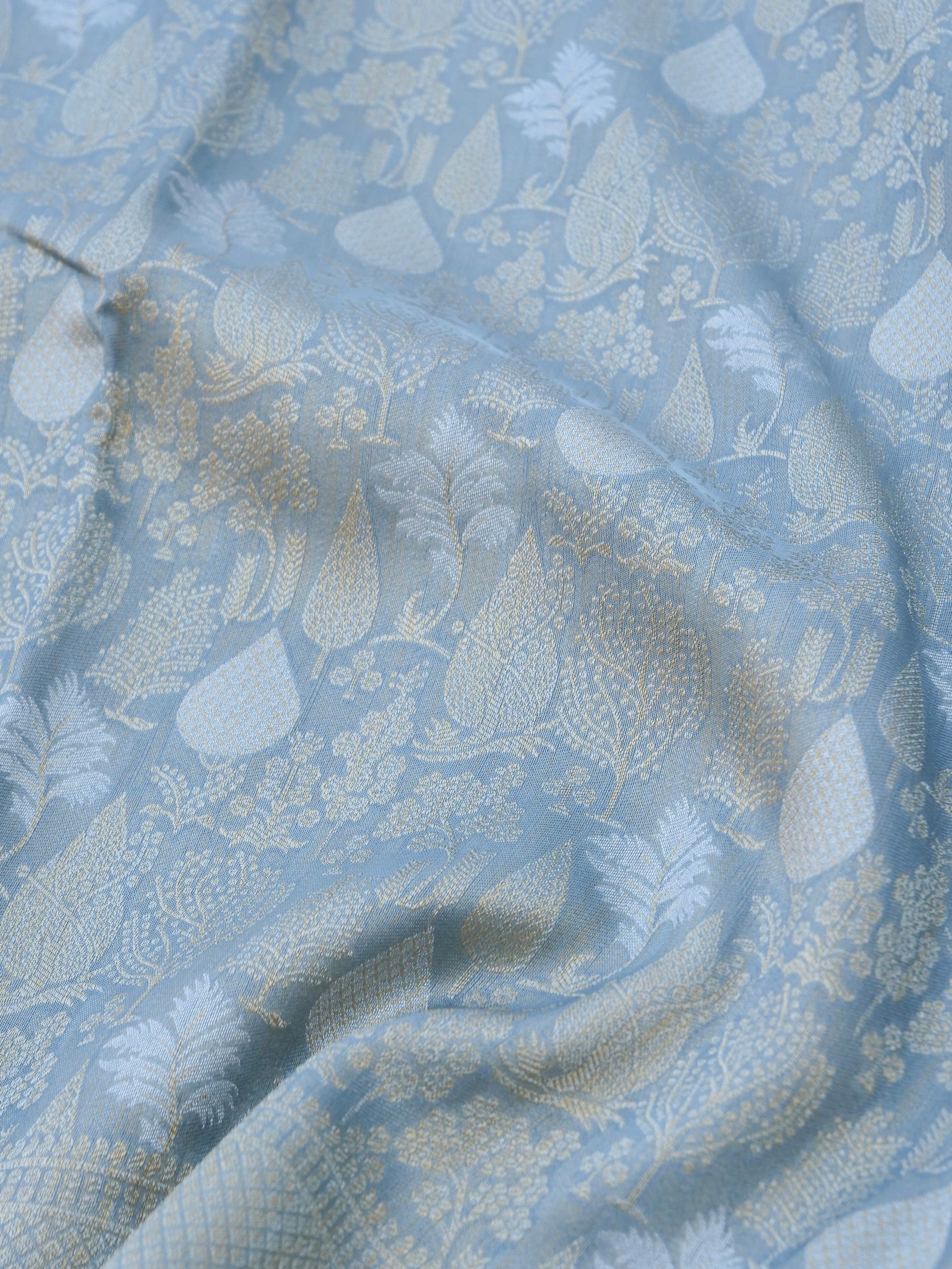 Grey Silk Tissue Jangla Banarasi Saree