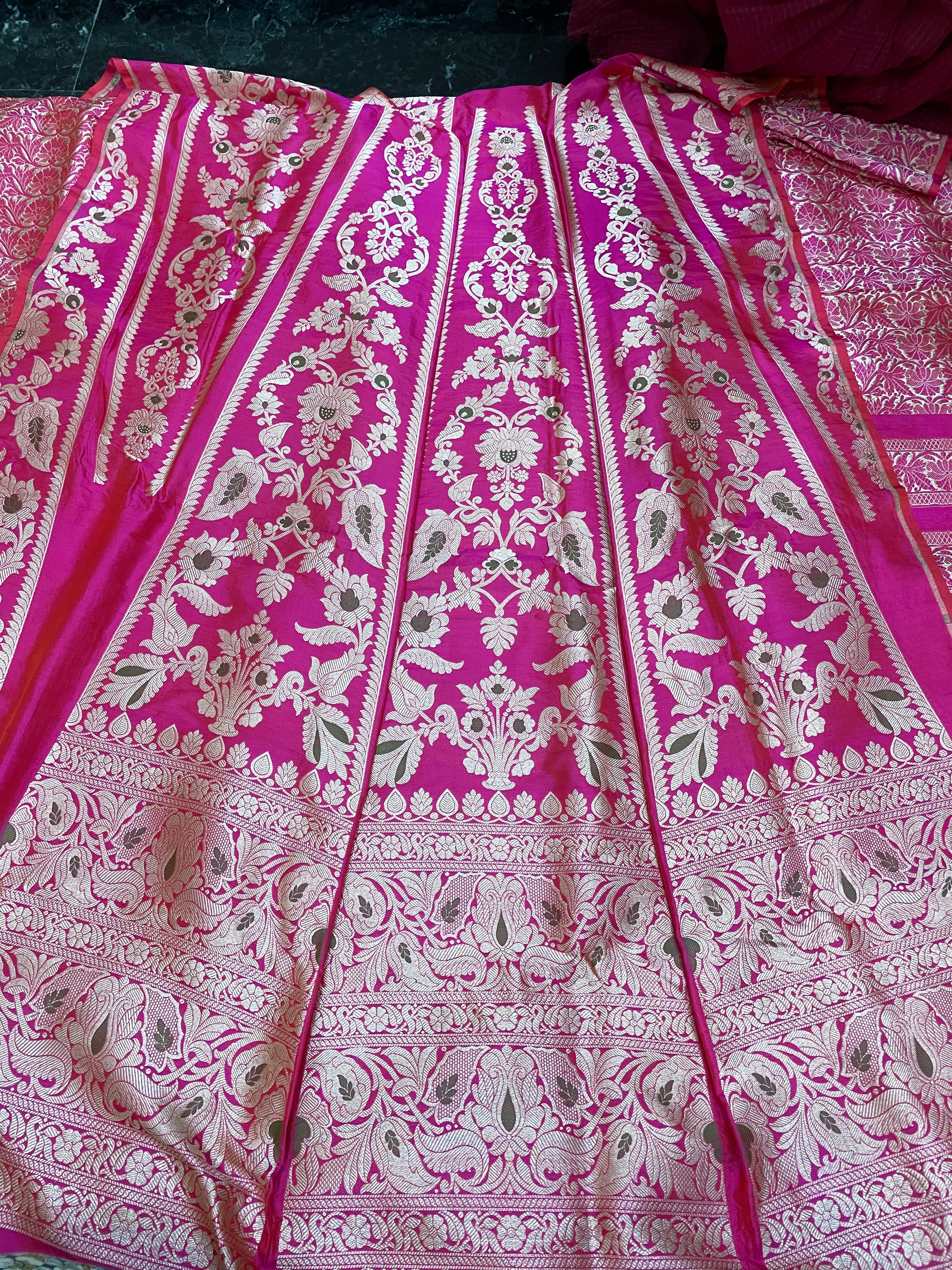 Chhavi Pink Handwoven Pure Silk Banarasi Lehenga