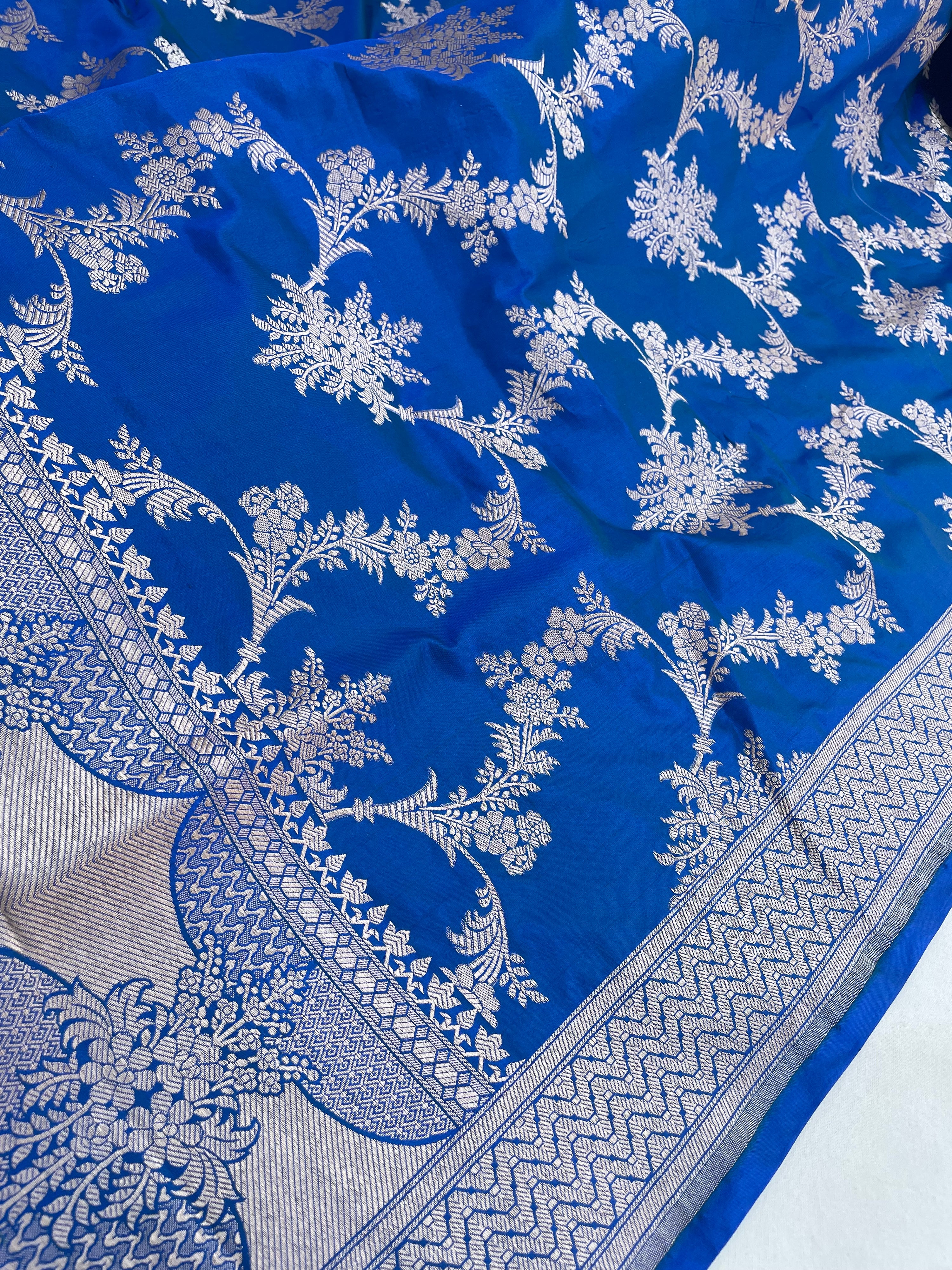 Gul Buti Blue Handwoven Pure Kataan silk Banarasi Lehenga