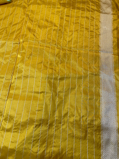 Mustard Yellow Kadhua Patta Buti Pure Silk Banarasi Saree