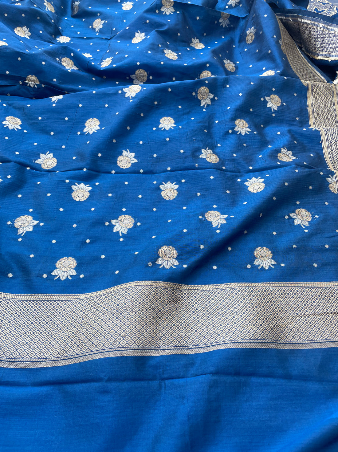 Blue Handwoven Pure Kataan Silk Buti Banarasi Dupatta