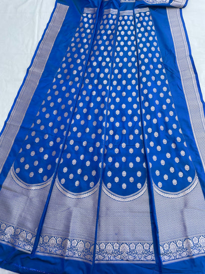 Gul Buti Blue Handwoven Pure Kataan silk Banarasi Lehenga