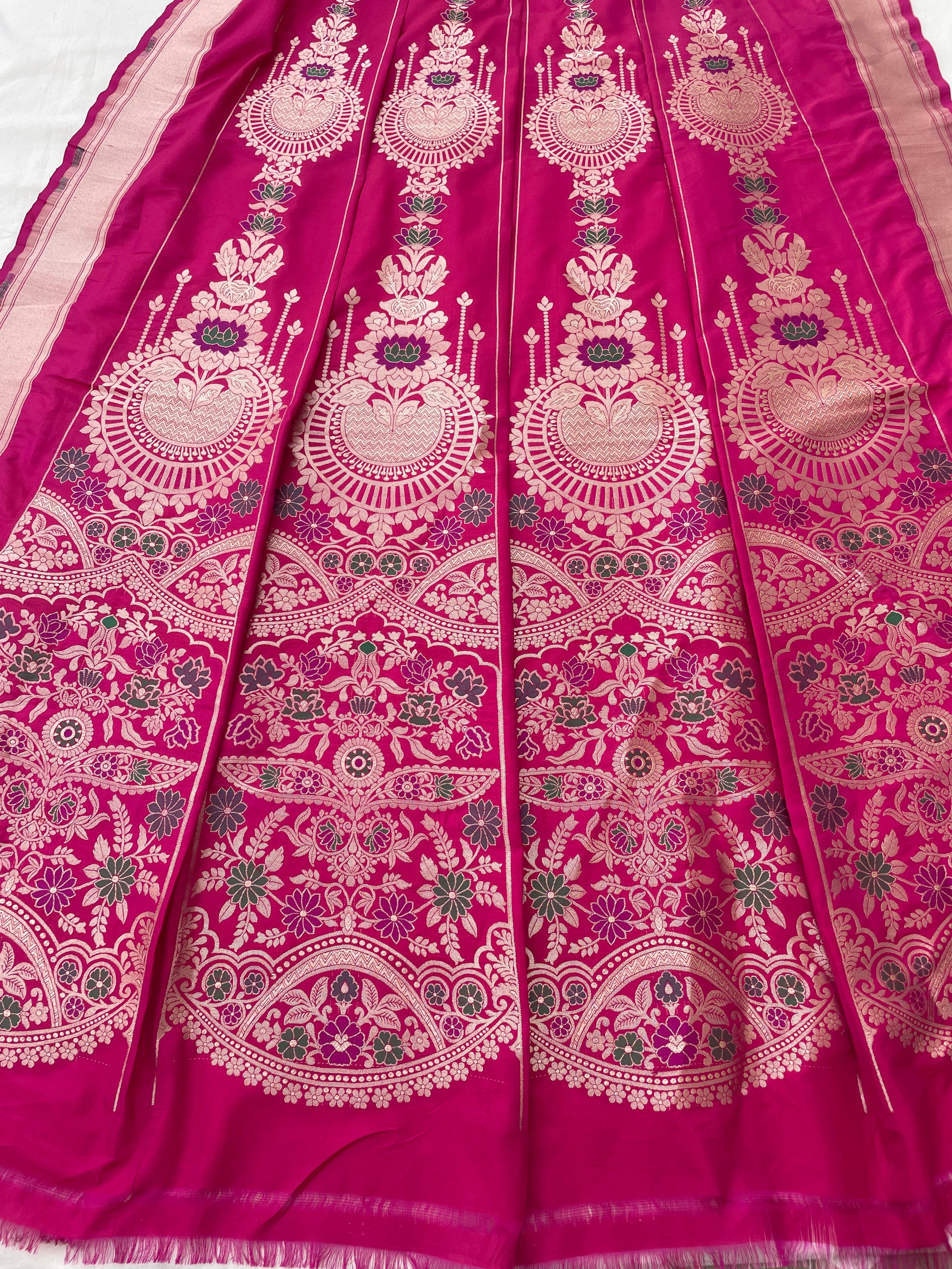 Gulnaar Pink Handwoven Pure silk With Meenakari Banarasi Lehenga