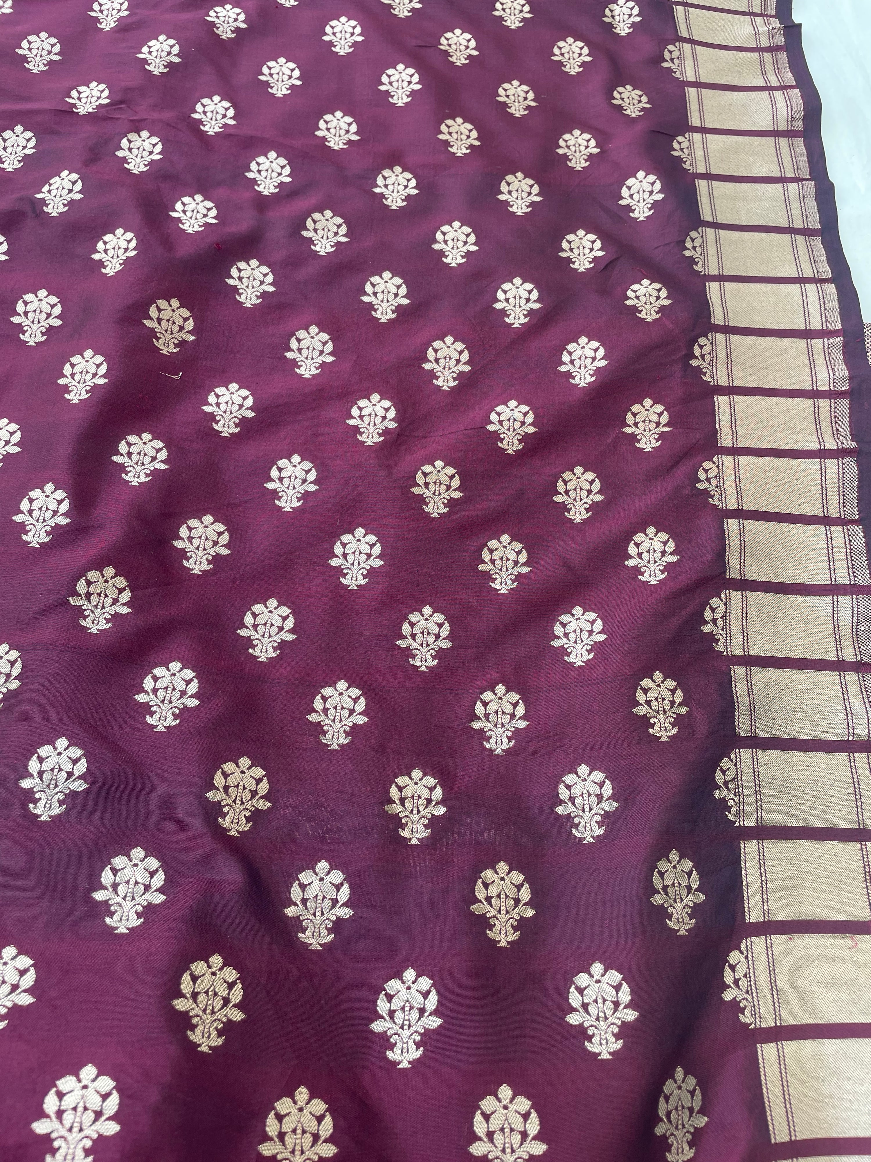 Waraq Brown Handwoven Pure silk Banarasi Lehenga