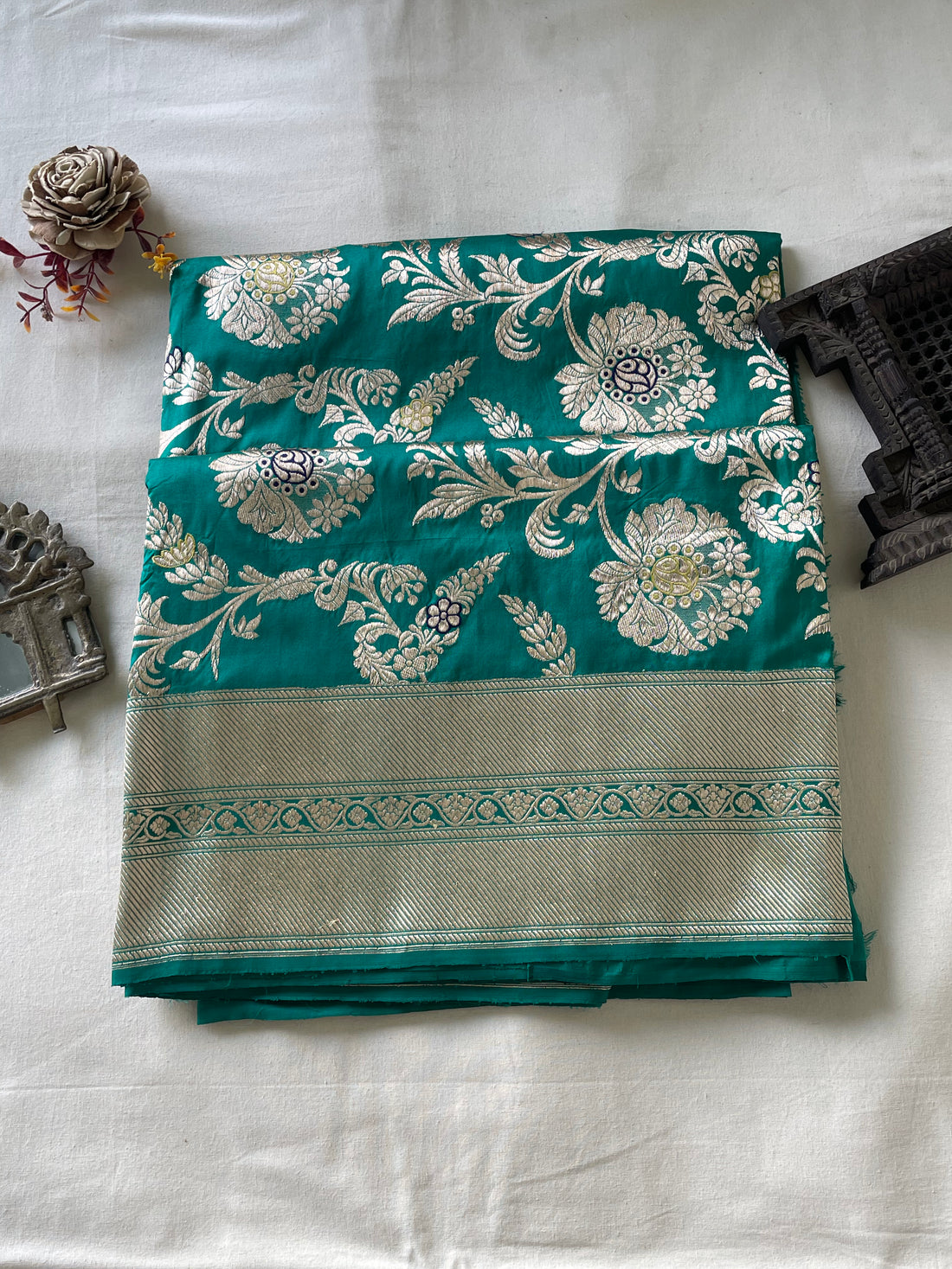 Green Handwoven Pure Kataan Silk Kadhua Jangla Banarasi Saree