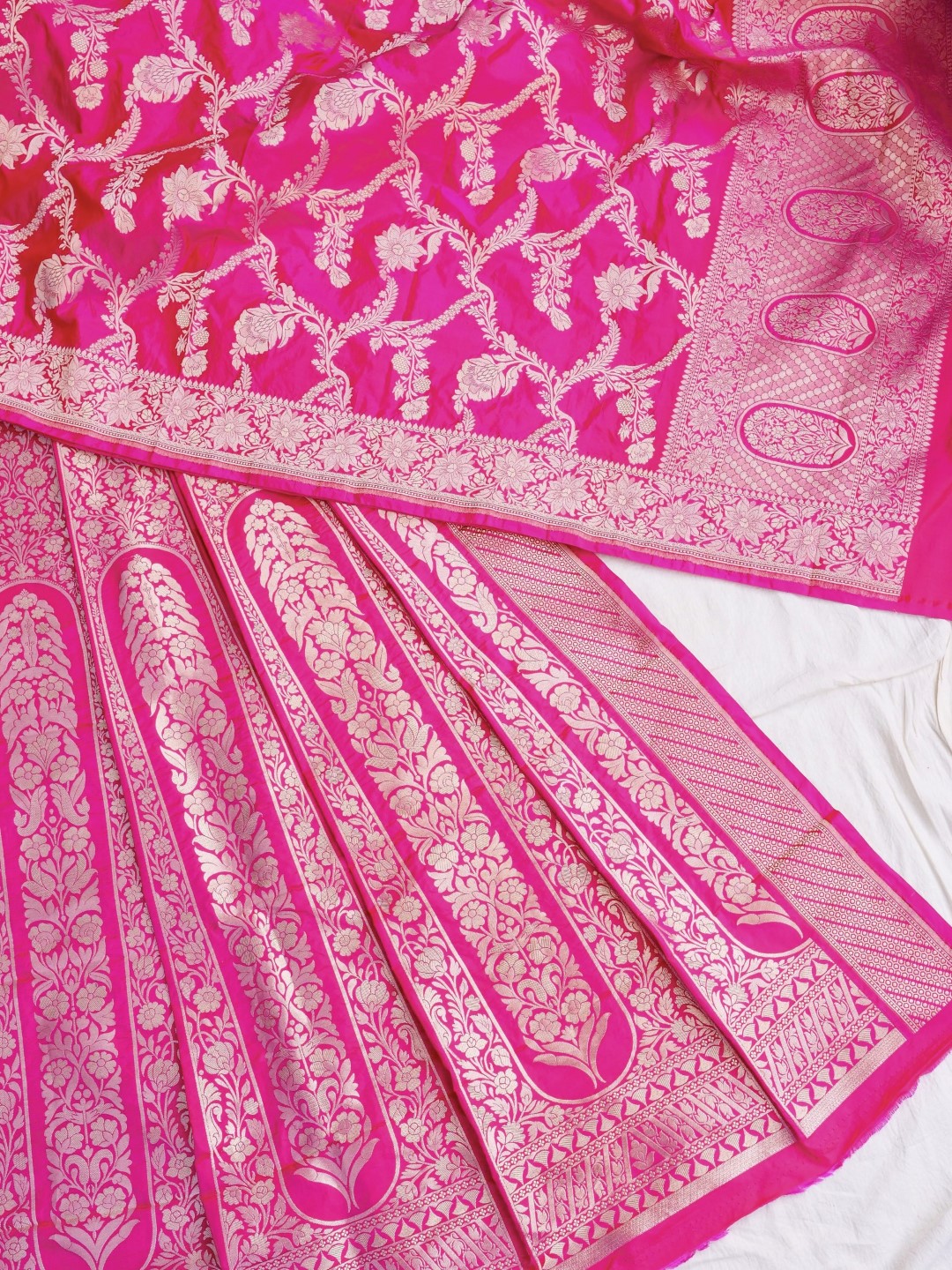 Eesha Pink Handwoven Pure Silk Banarasi Lehenga