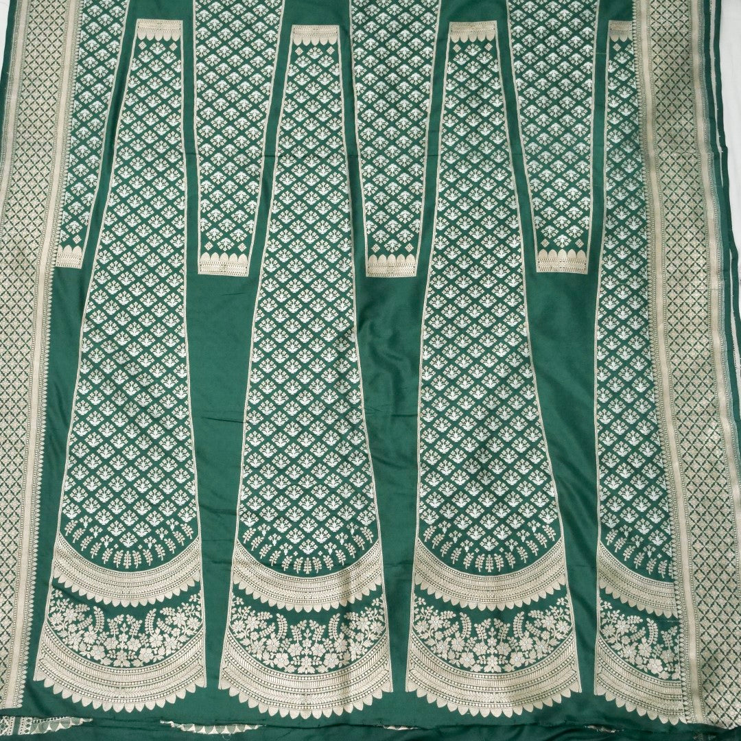 Divya Green Handwoven Pure Silk Banarasi Lehenga