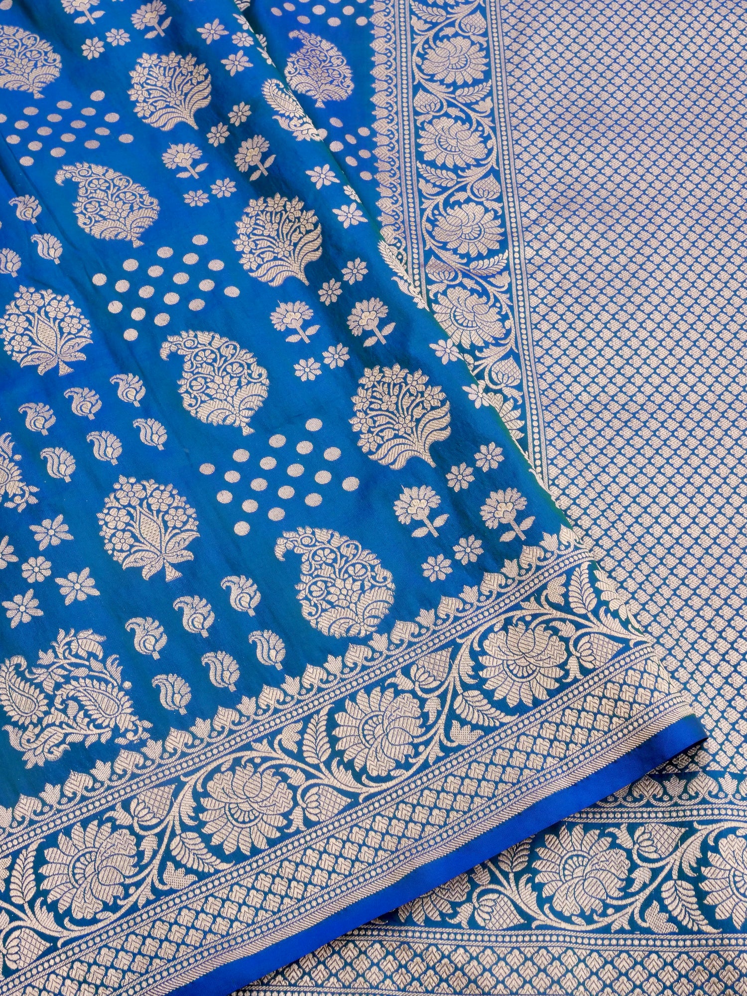 Blue Handwoven Kataan Silk Buti Banarasi Saree
