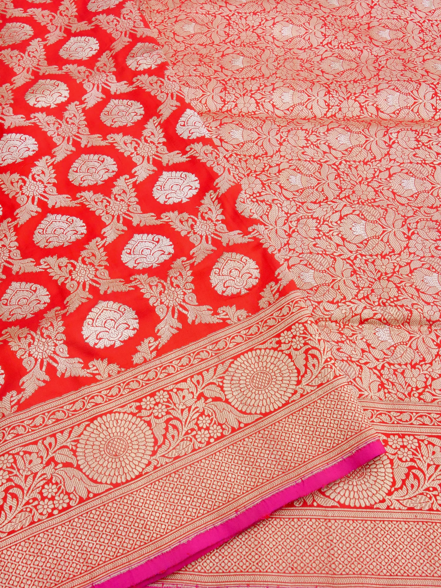 Red Handwoven Pure Kataan Silk Kadhua Jaal Benarasi Saree