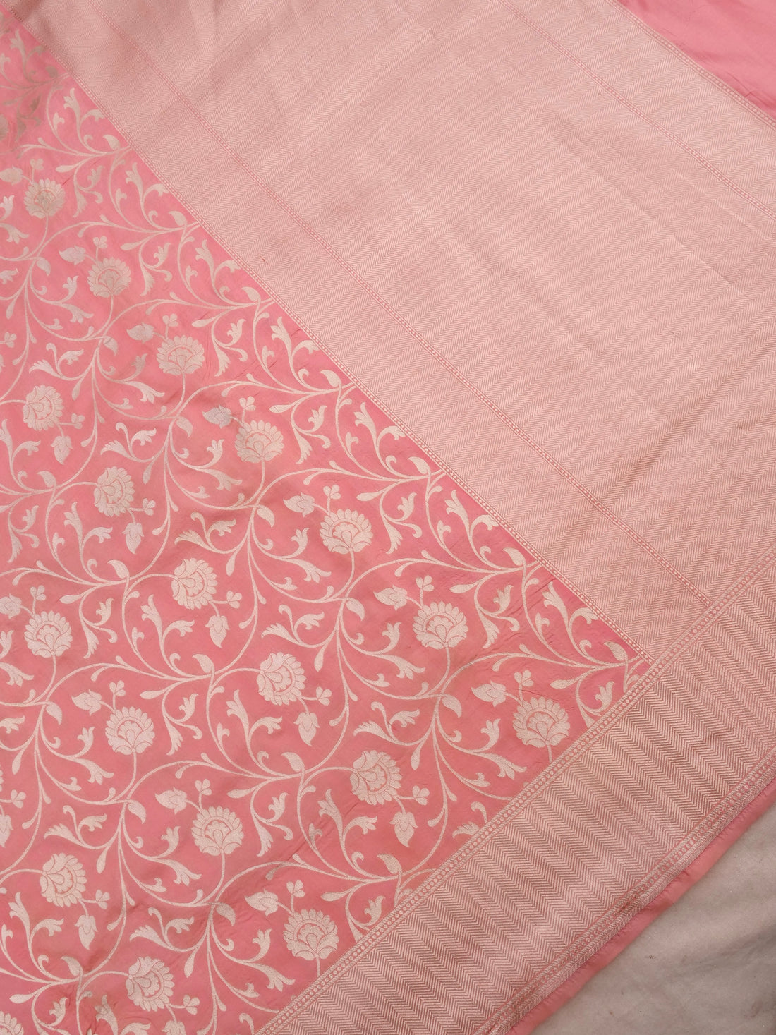 Peach-Pink Handwoven Kataan Silk Jangla Banarasi Saree