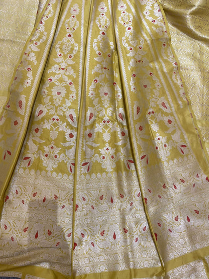Chhavi Yellow Handwoven Pure Silk Banarasi Lehenga