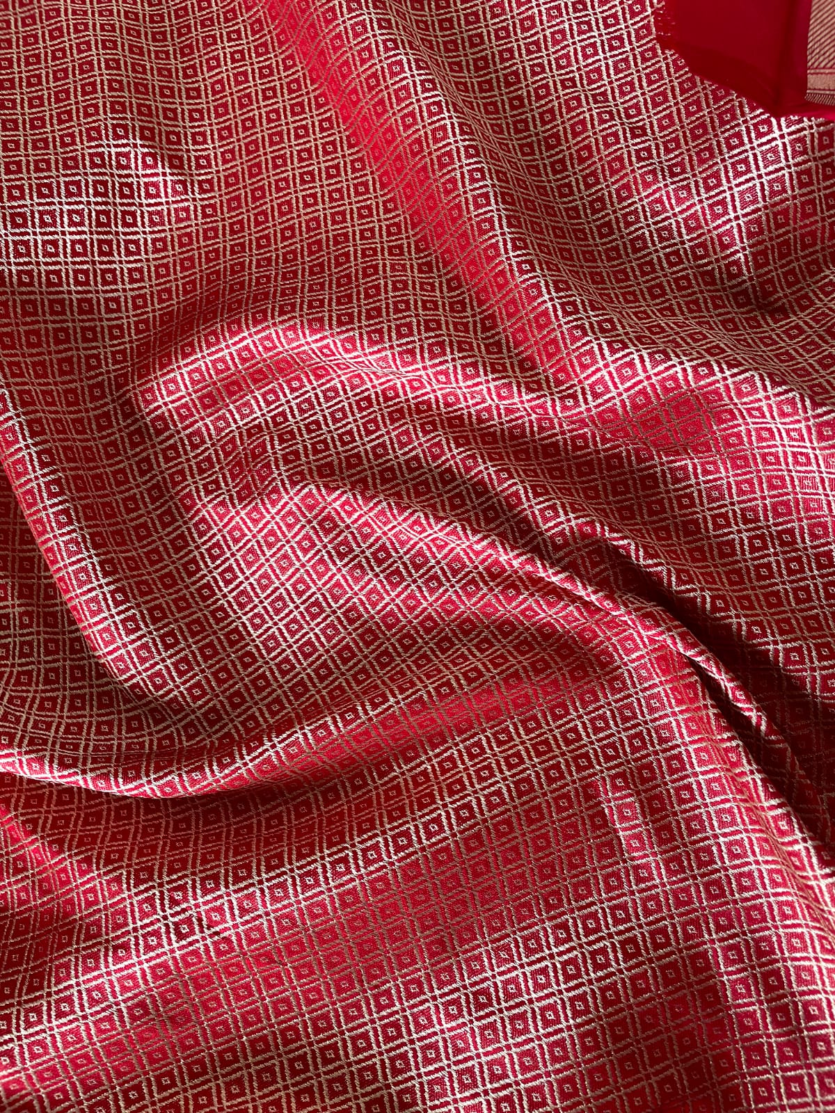 Siya Red Handwoven Pure Silk Banarasi Lehenga