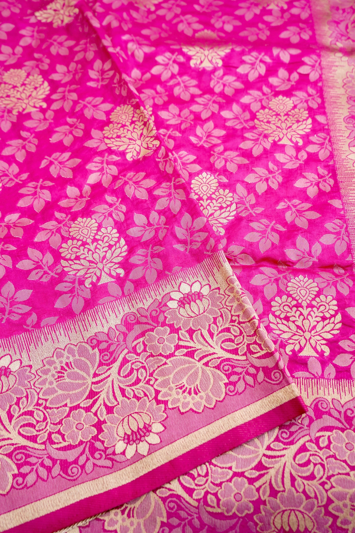 Pink Soft Silk Tanchoi Banarasi Saree with Floral Butas