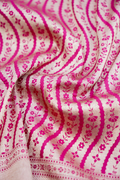 Candy Apple Red Handwoven Pure Kataan Silk Banarasi Saree