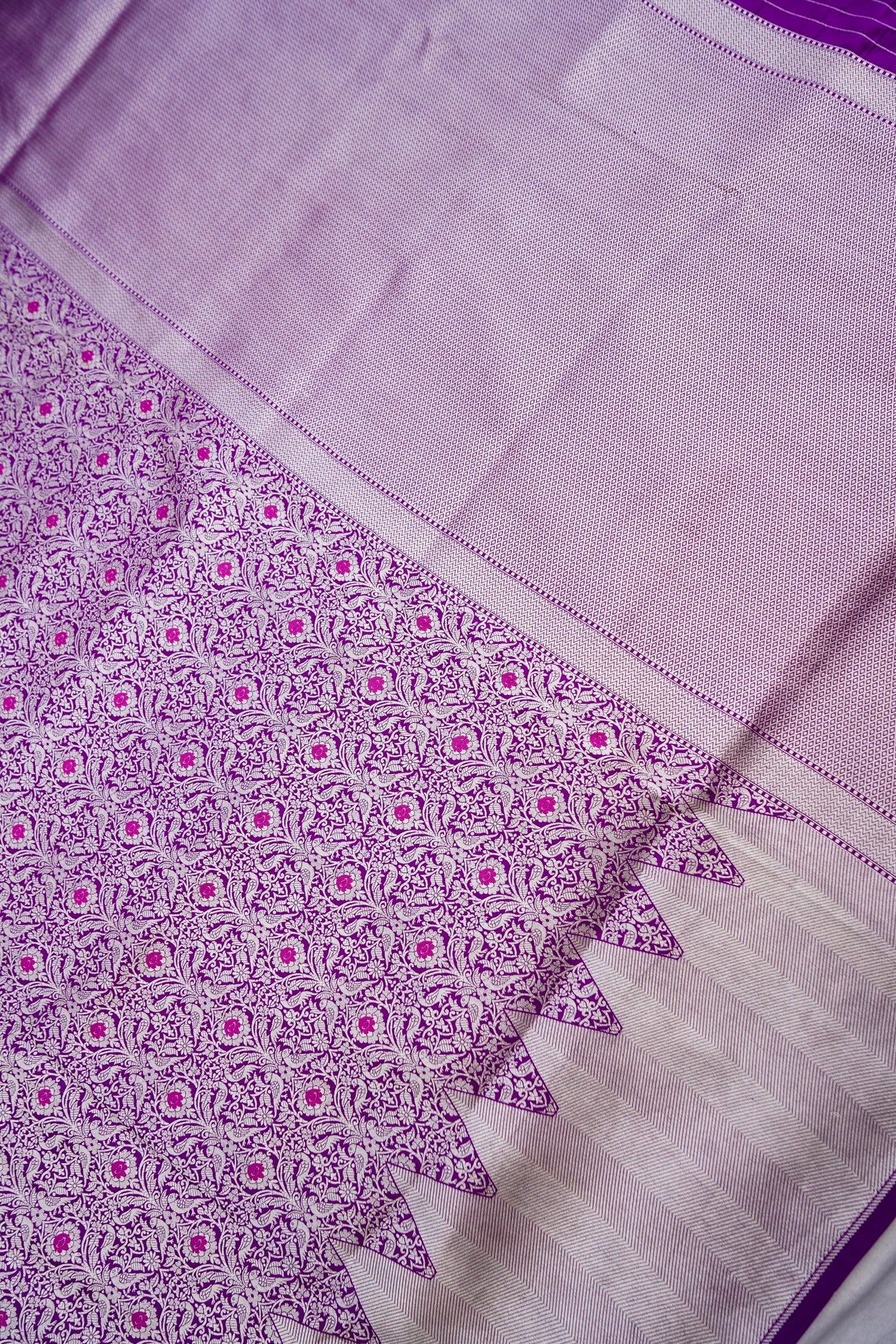 Purple Shikargah Brocade Handwoven Pure Silk Banarasi Saree