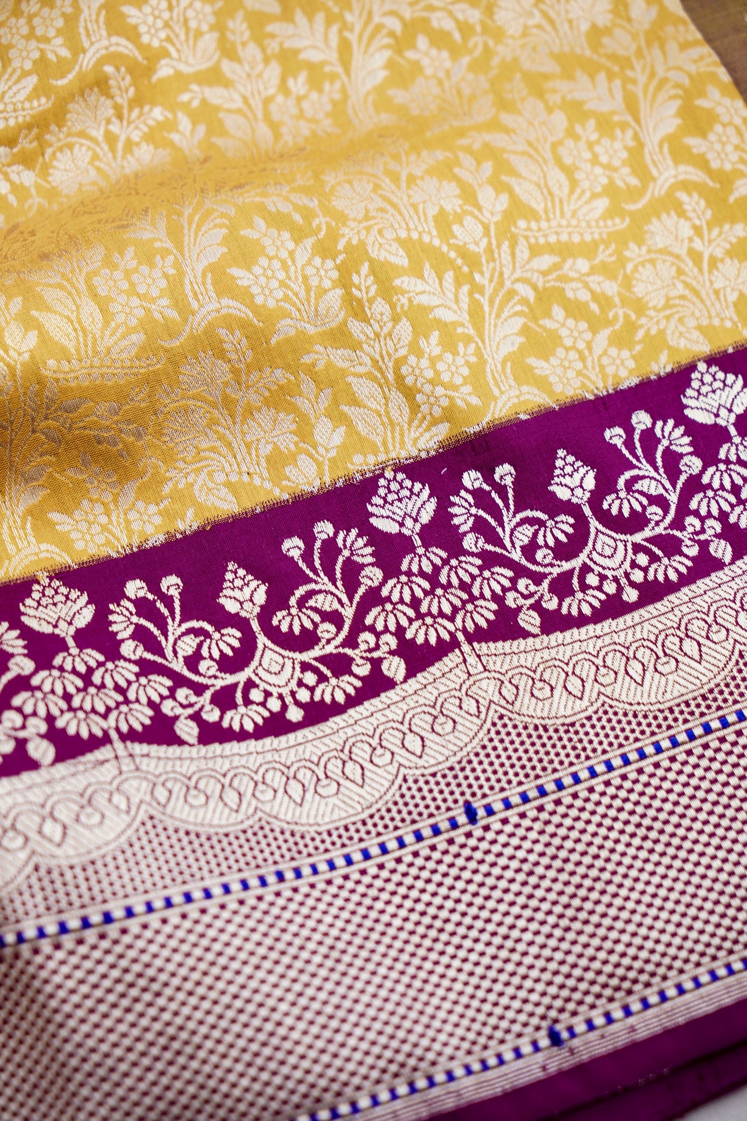Yellow Handwoven Pure Kataan Kadhiyal Banarasi Saree