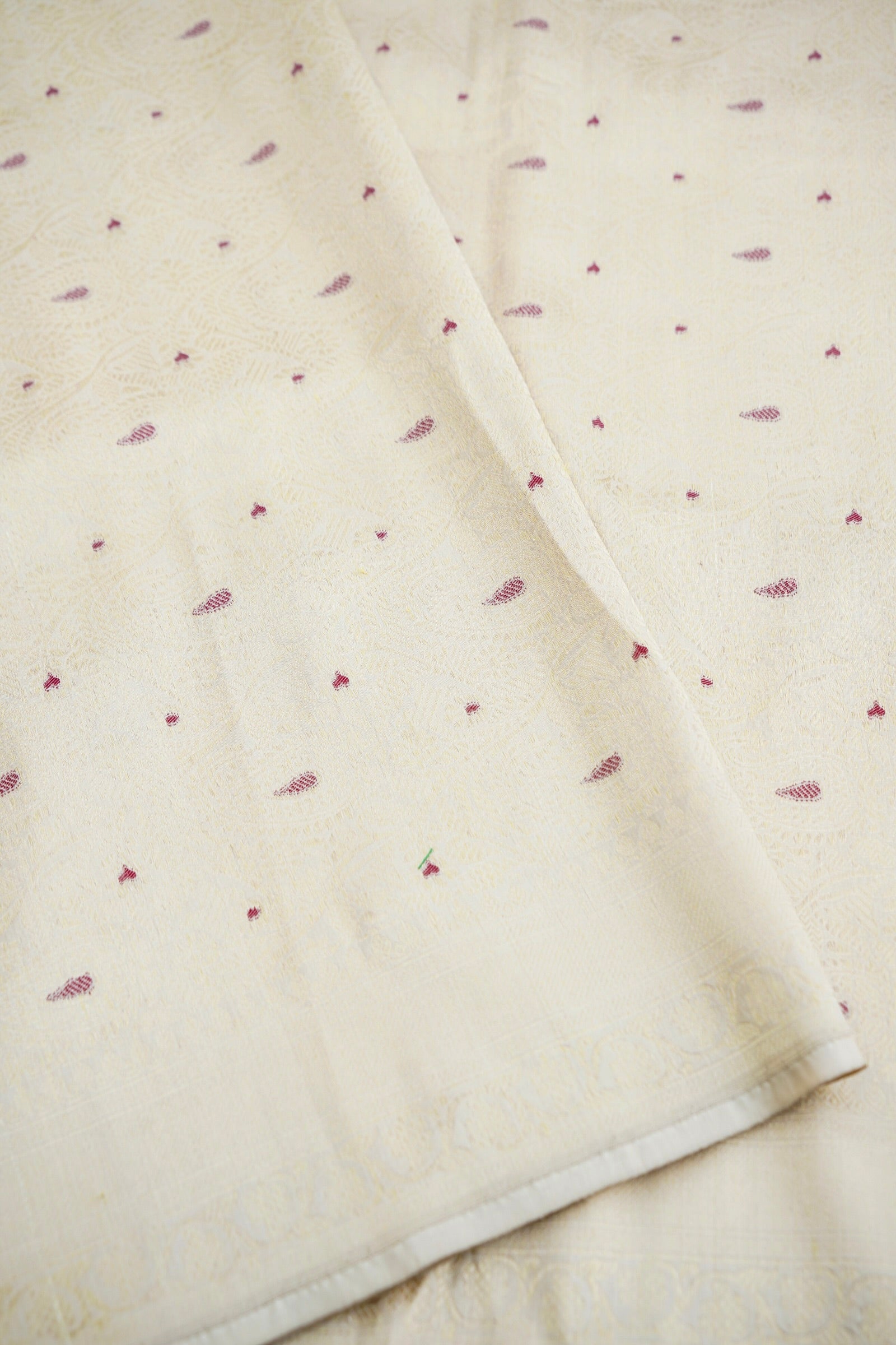 Golden Brocade Handwoven Banarasi Pure Silk Saree