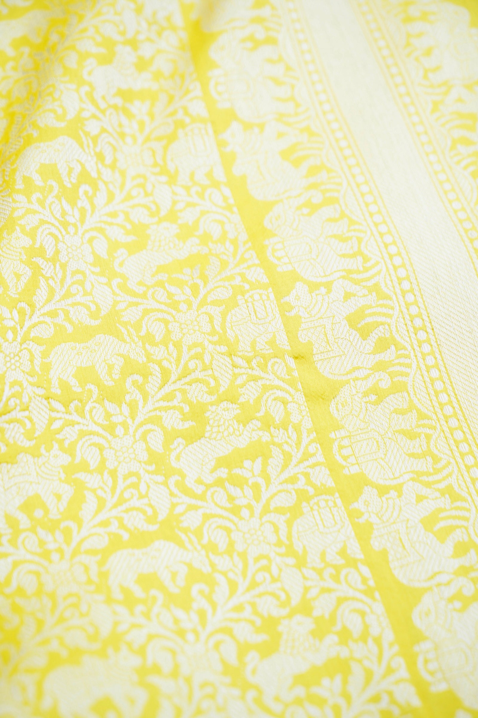 Yellow Handwoven Pure Silk Shikargah Banarasi Saree