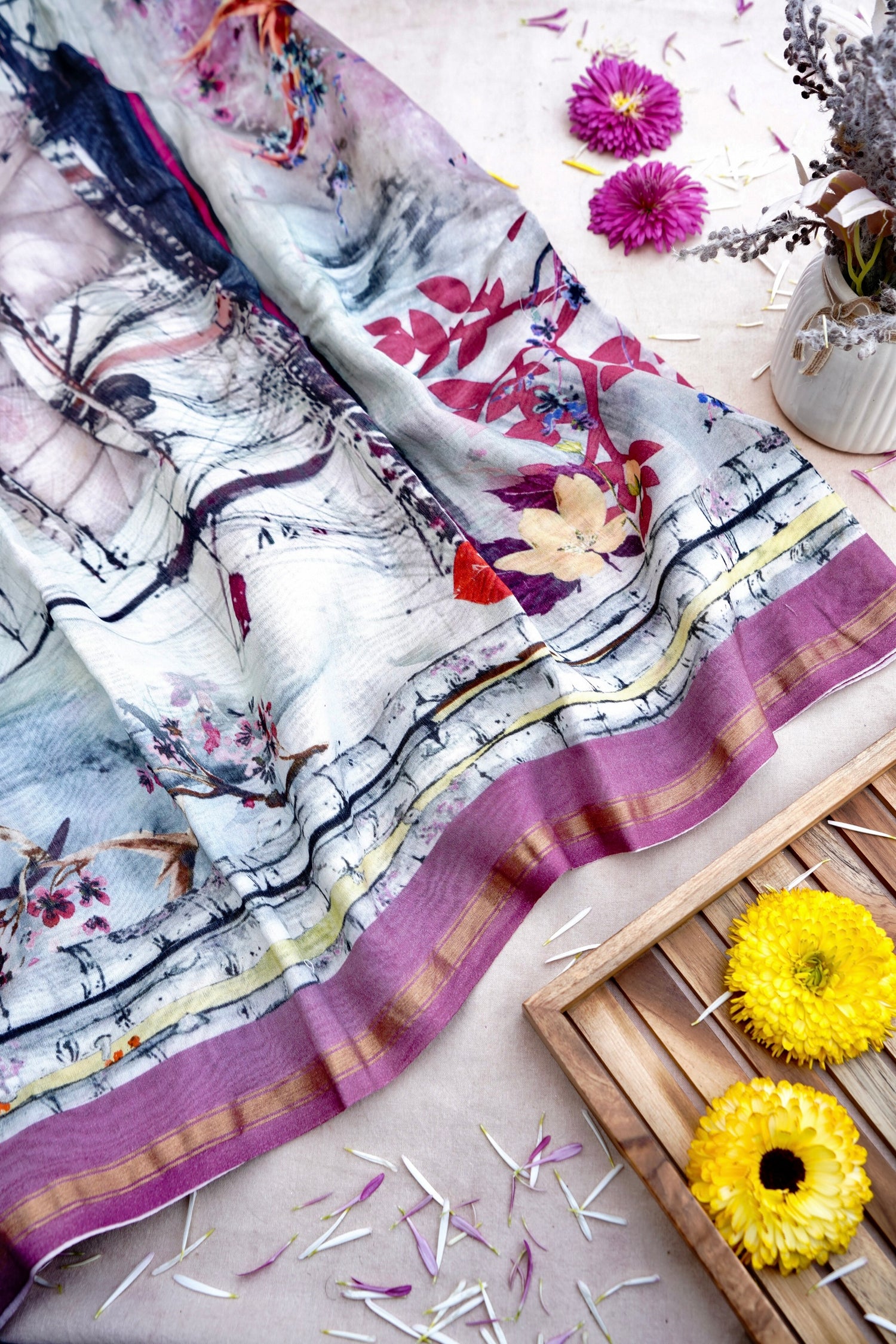 White Chanderi Silk Floral Digital Print Banarasi Saree