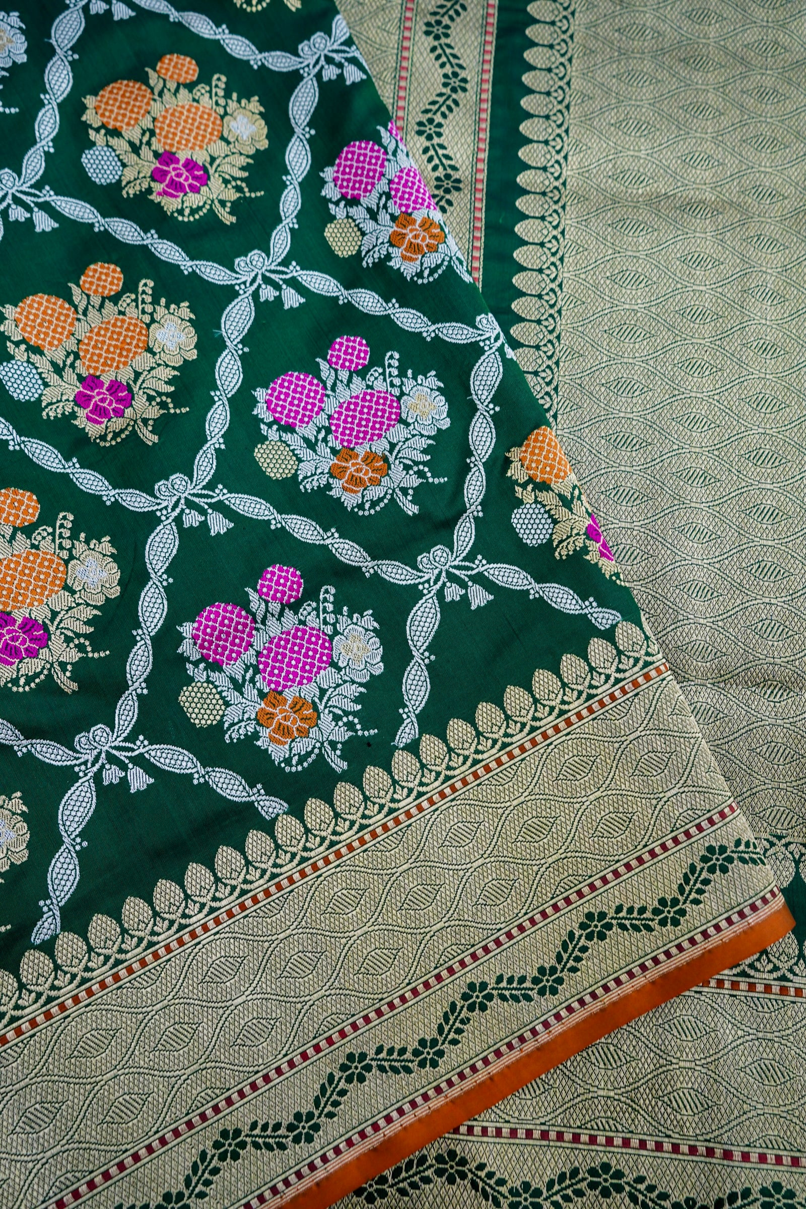 Green Handwoven Pure Kataan Silk Kadhua Jangla Banarasi Saree With Meenakari