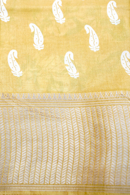 Yellow Chanderi Cotton Floral Digital Print Banarasi Saree