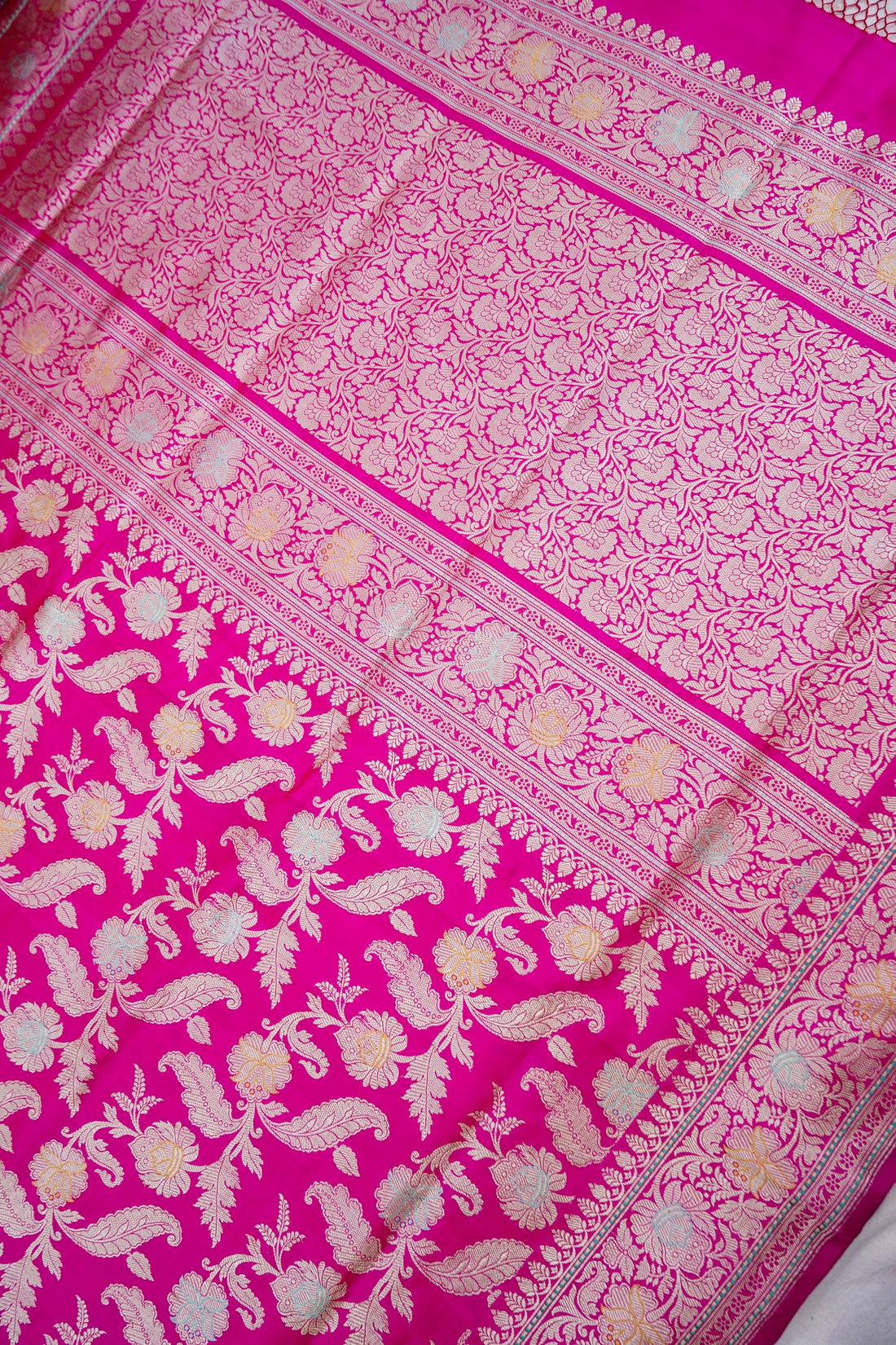 Pink Handwoven Pure Kataan Silk Kadhua Jangla Benarasi Saree