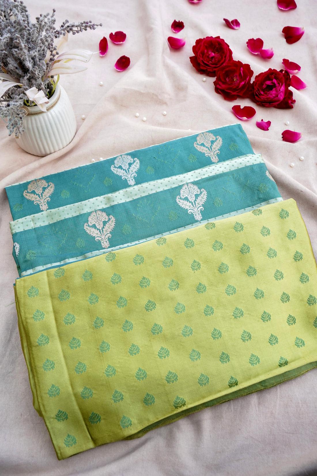 Teal Blue Handwoven Pure Kataan Silk Kadhua Buti Benarasi Saree