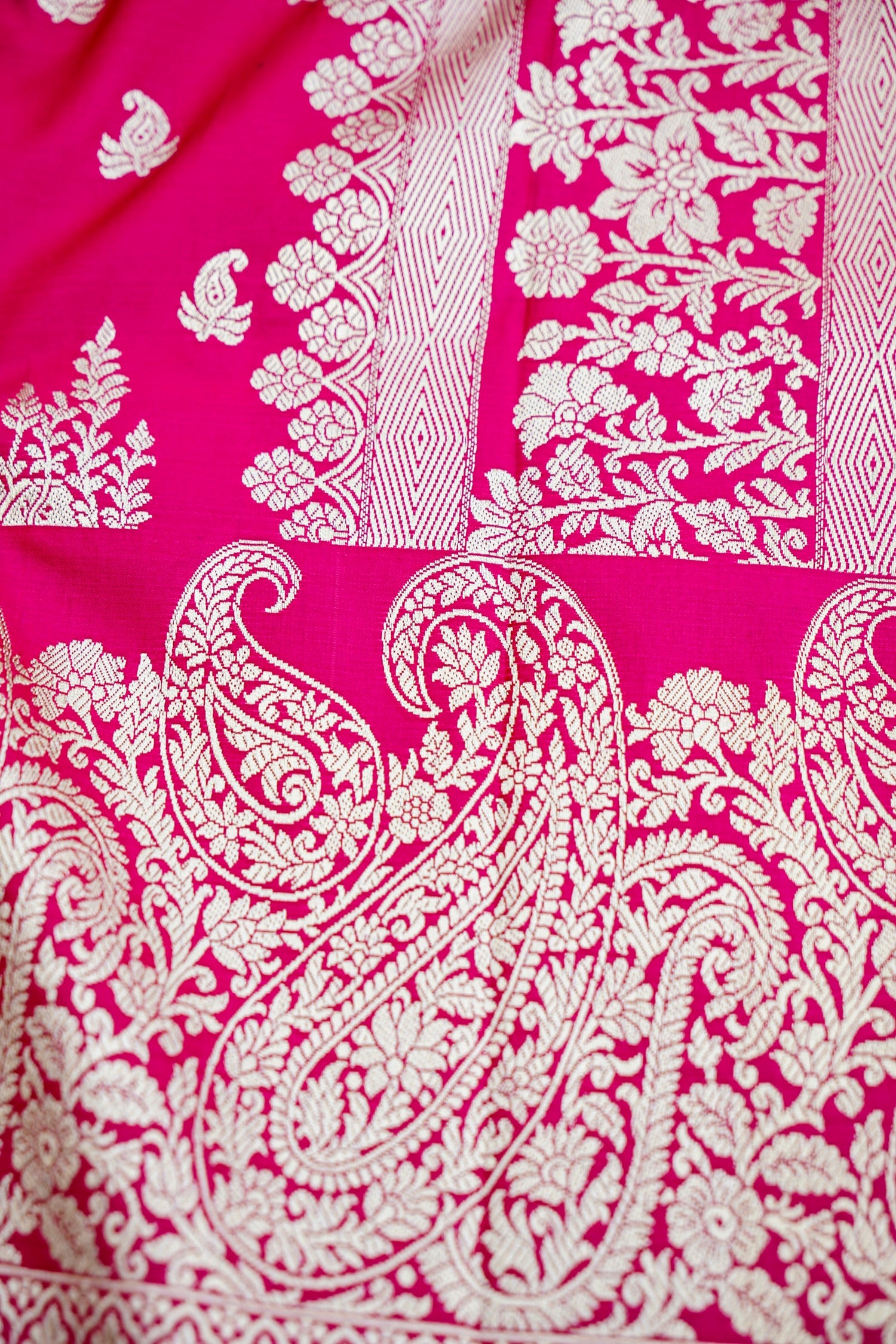 Pink Handwoven Pure Mashru Kataan Silk Buti Banarasi Saree