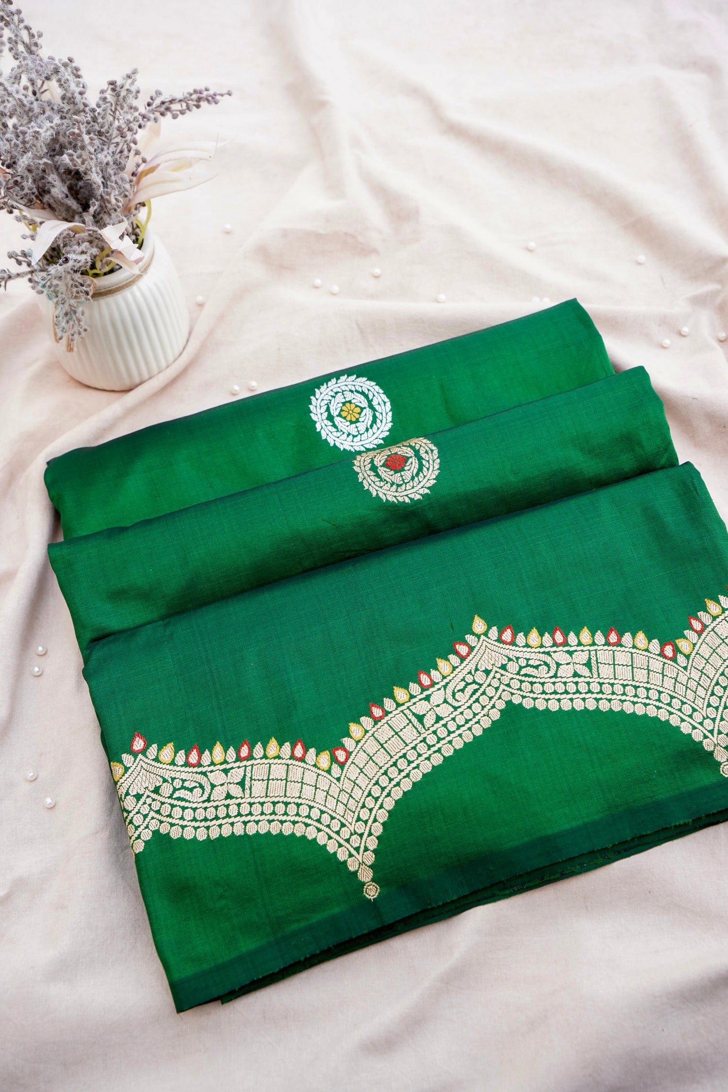 Dark Green Handwoven Pure Kataan Silk Kadhua Benarasi saree