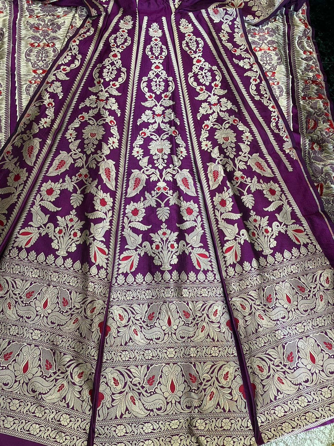 Chhavi Purple Handwoven Pure Silk Banarasi Lehenga
