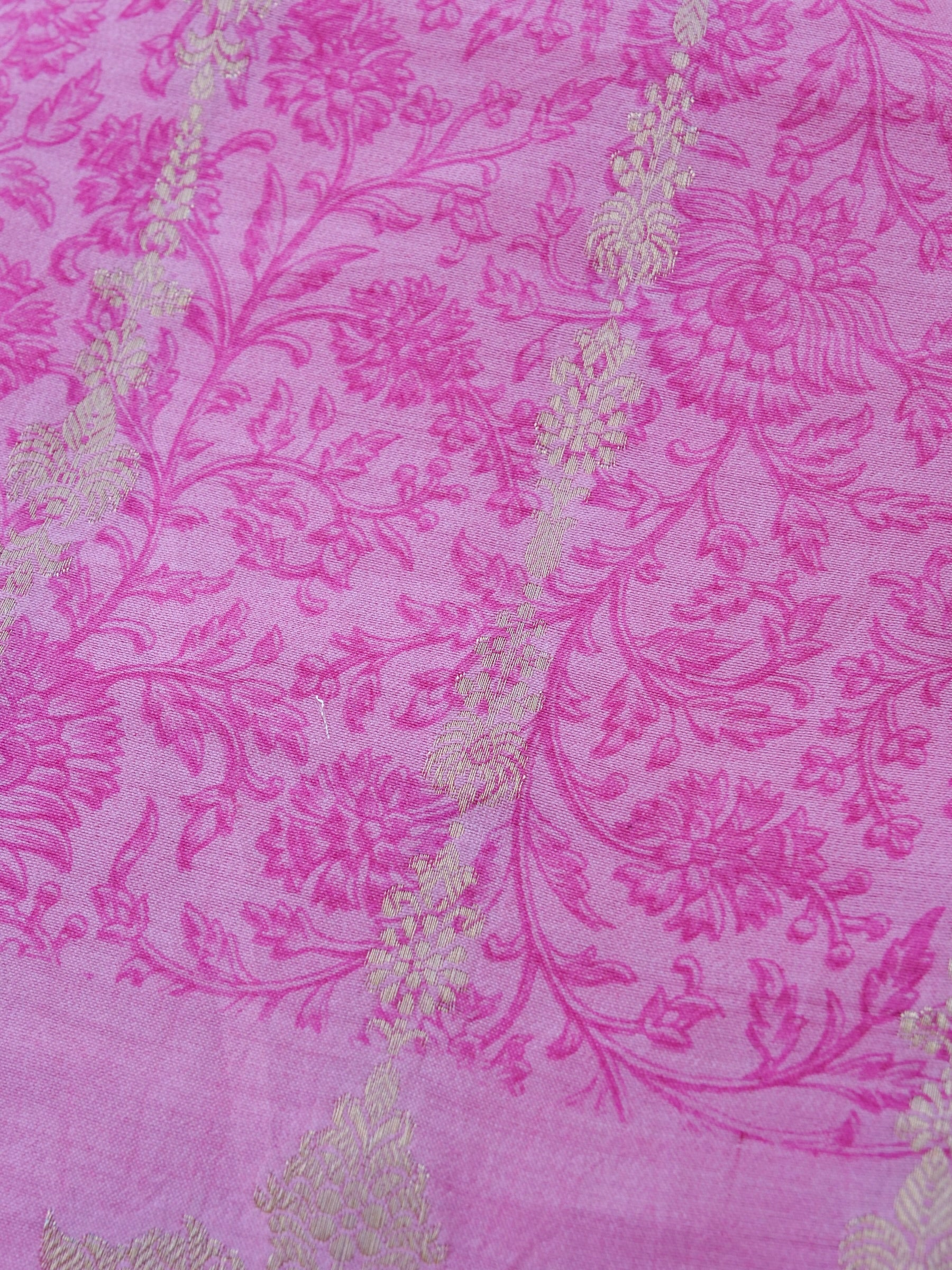 Pink Chiniya Silk Printed Unstitched Banarasi Suit Set