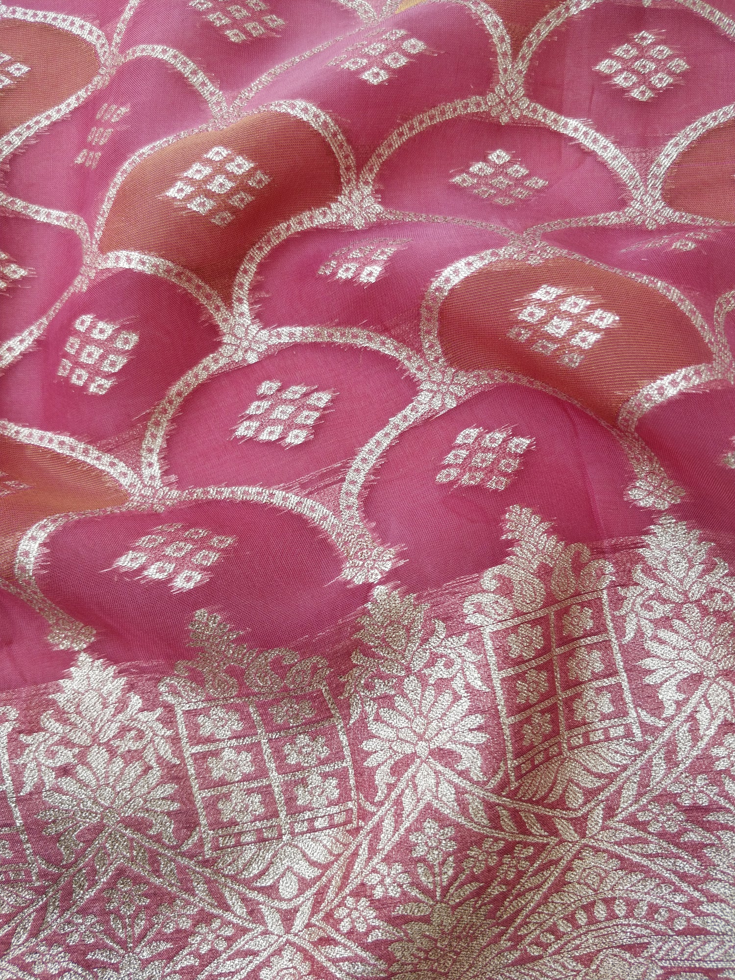 Rangkaat Blush Pink Organza Jaal Banarasi Suit Set