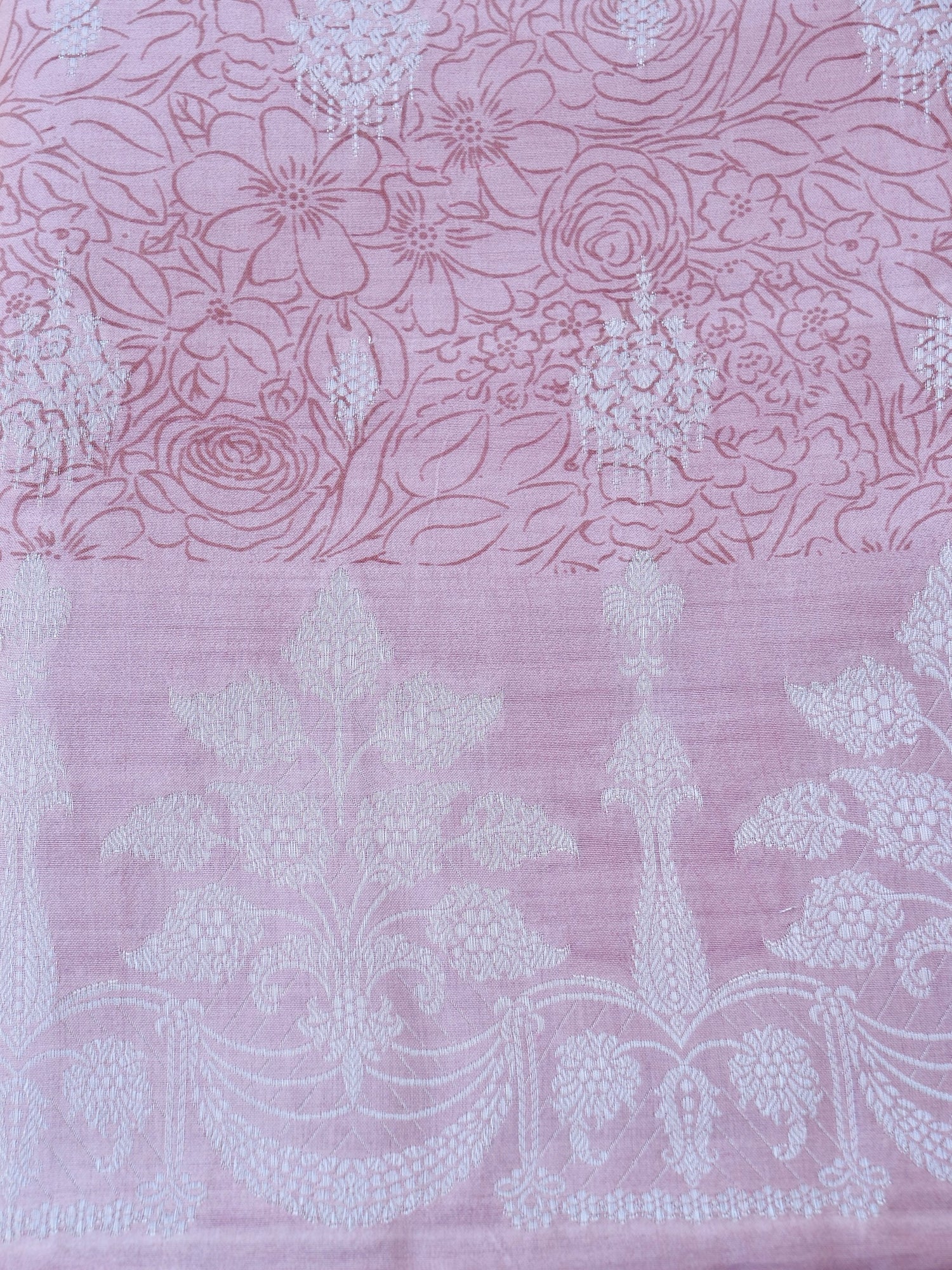 Mauve Chiniya Silk Printed Unstitched Banarasi Suit Set