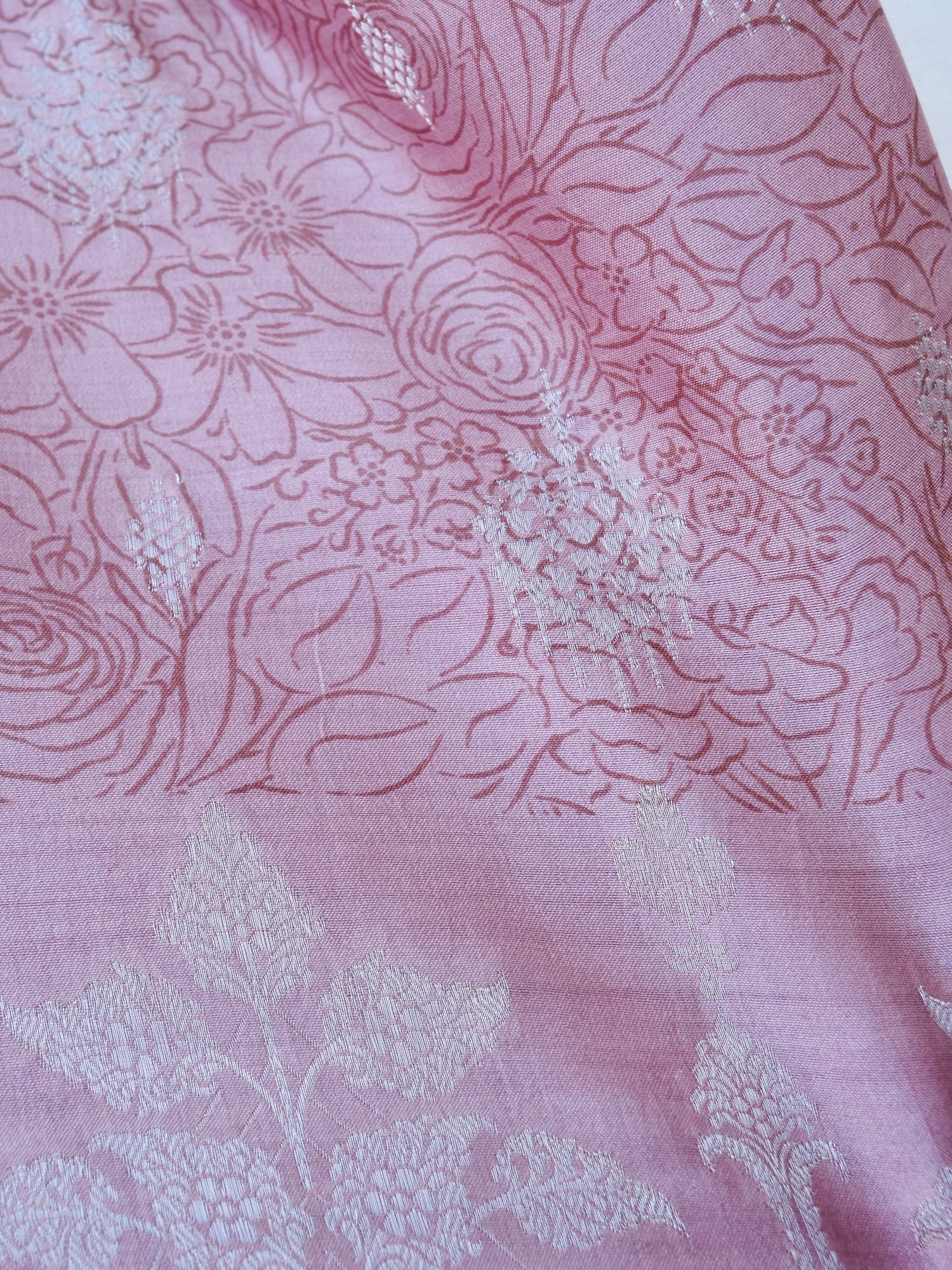 Mauve Chiniya Silk Printed Unstitched Banarasi Suit Set