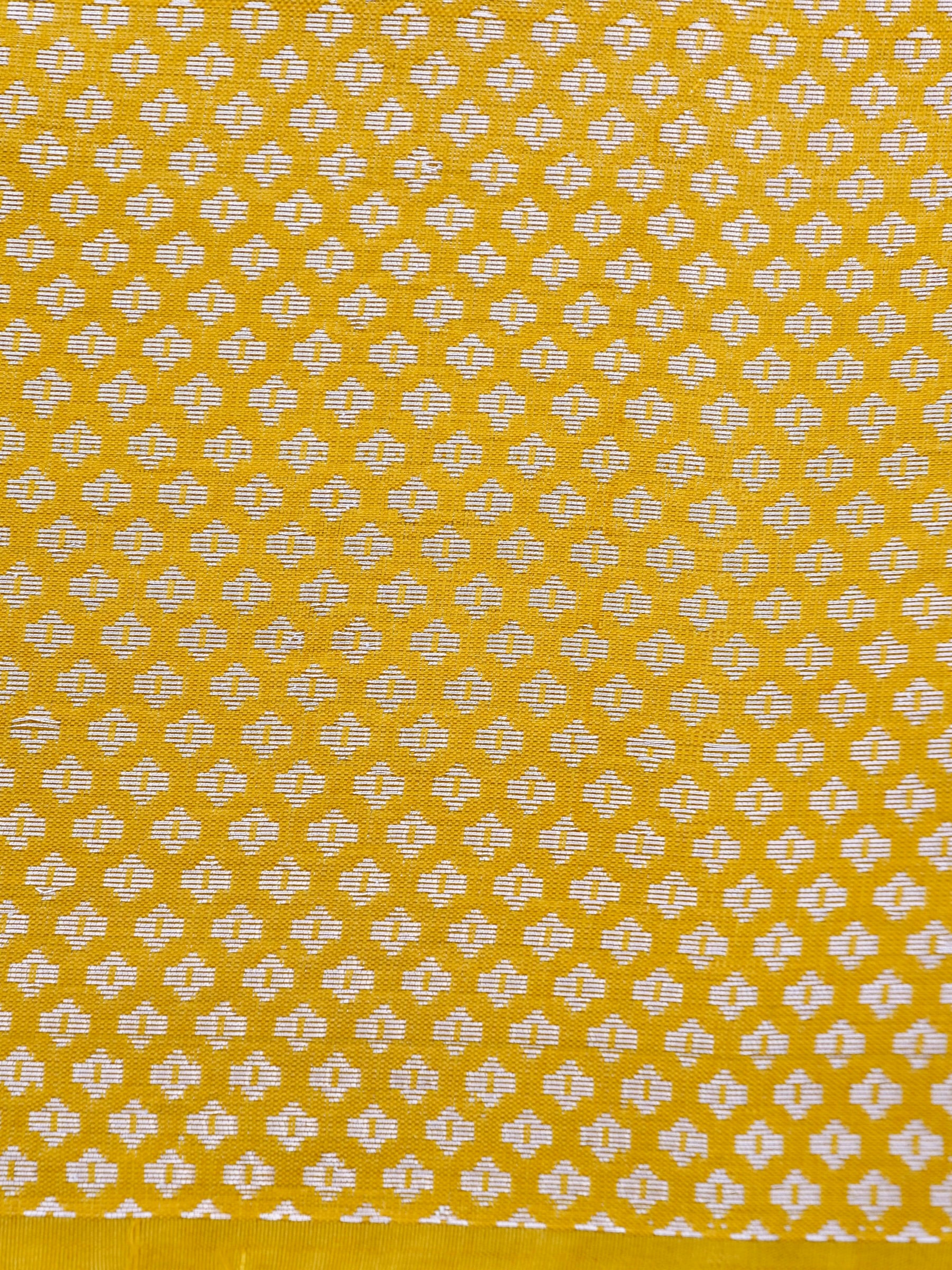 Yellow Chiniya Silk Blended Buti Banarasi saree