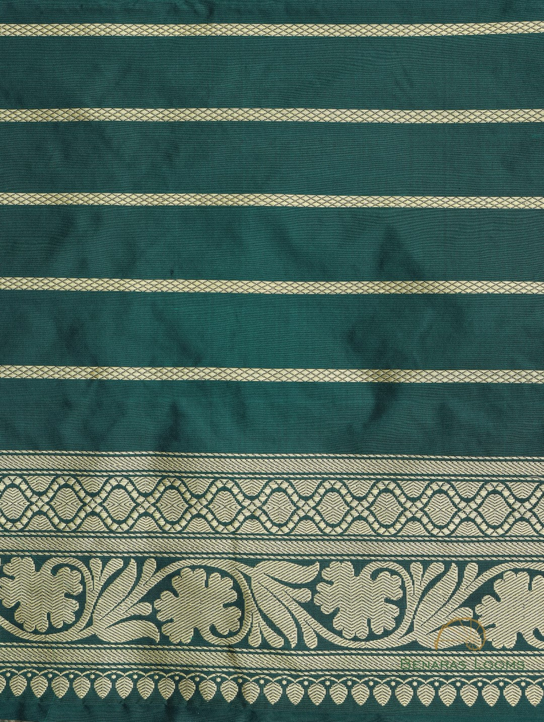 Green Handwoven Pure Kataan Silk Kadhua Jangla Banarasi Saree