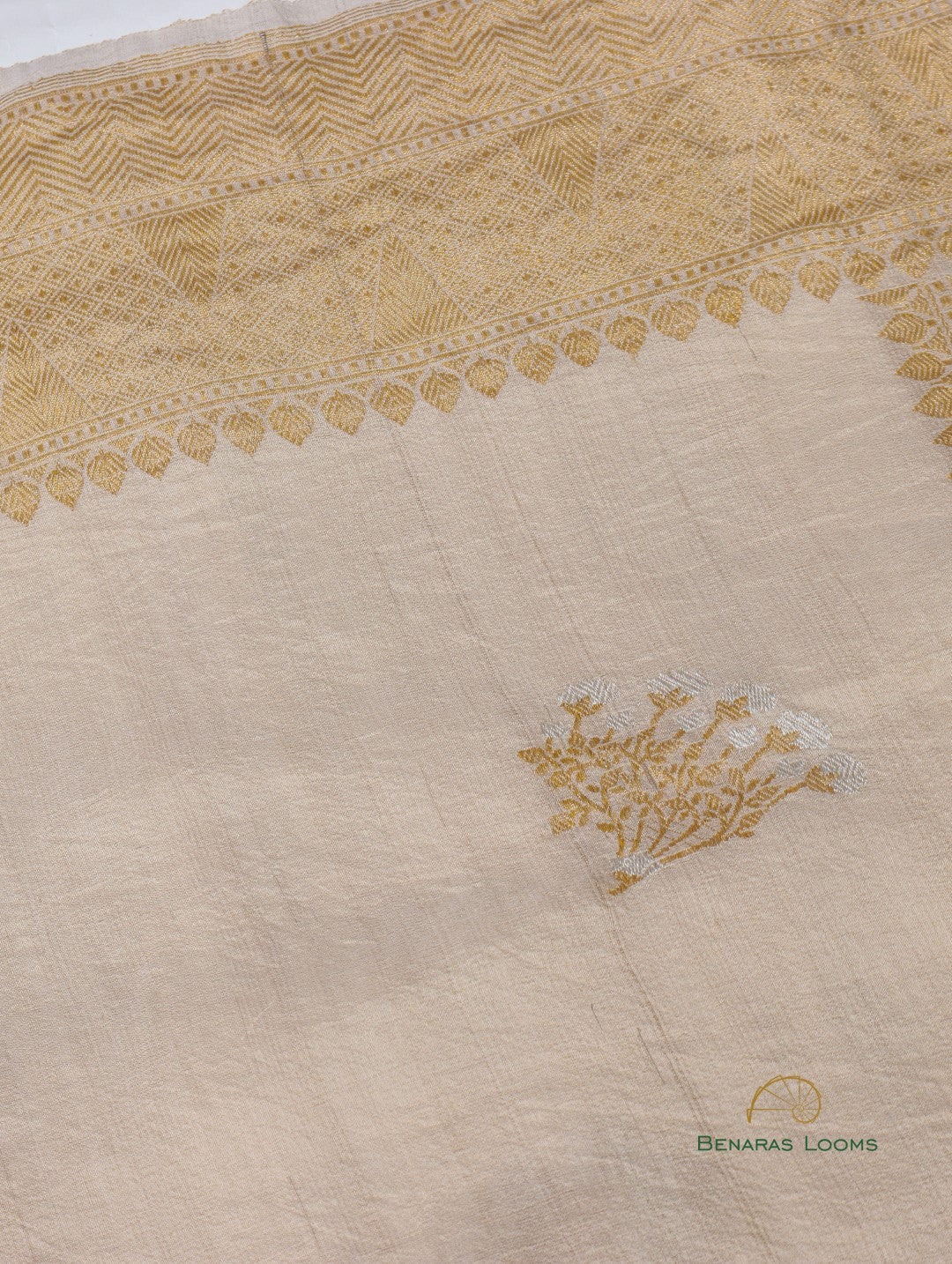 Dyeable Handwoven Pure Tussar Silk Banarasi Saree
