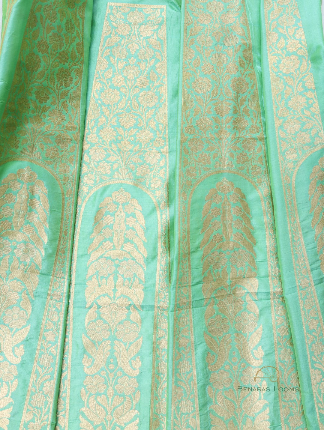 Eesha Green Handwoven Pure Kataan Silk Banarasi Lehenga