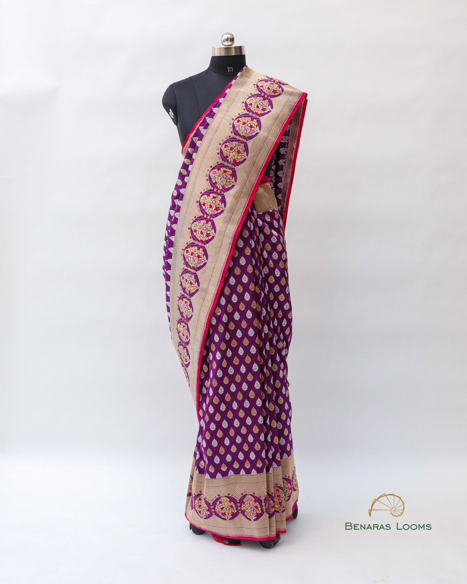 Purple Handwoven Pure Kataan Silk Buti Jaal Banarasi Saree