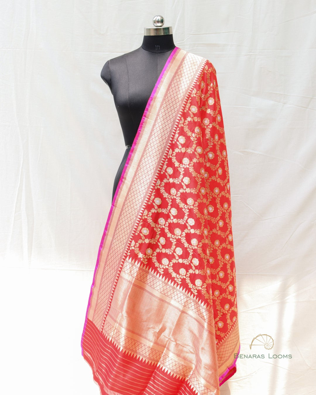 Red Handwoven Kadhua Jangla Banarasi Dupatta